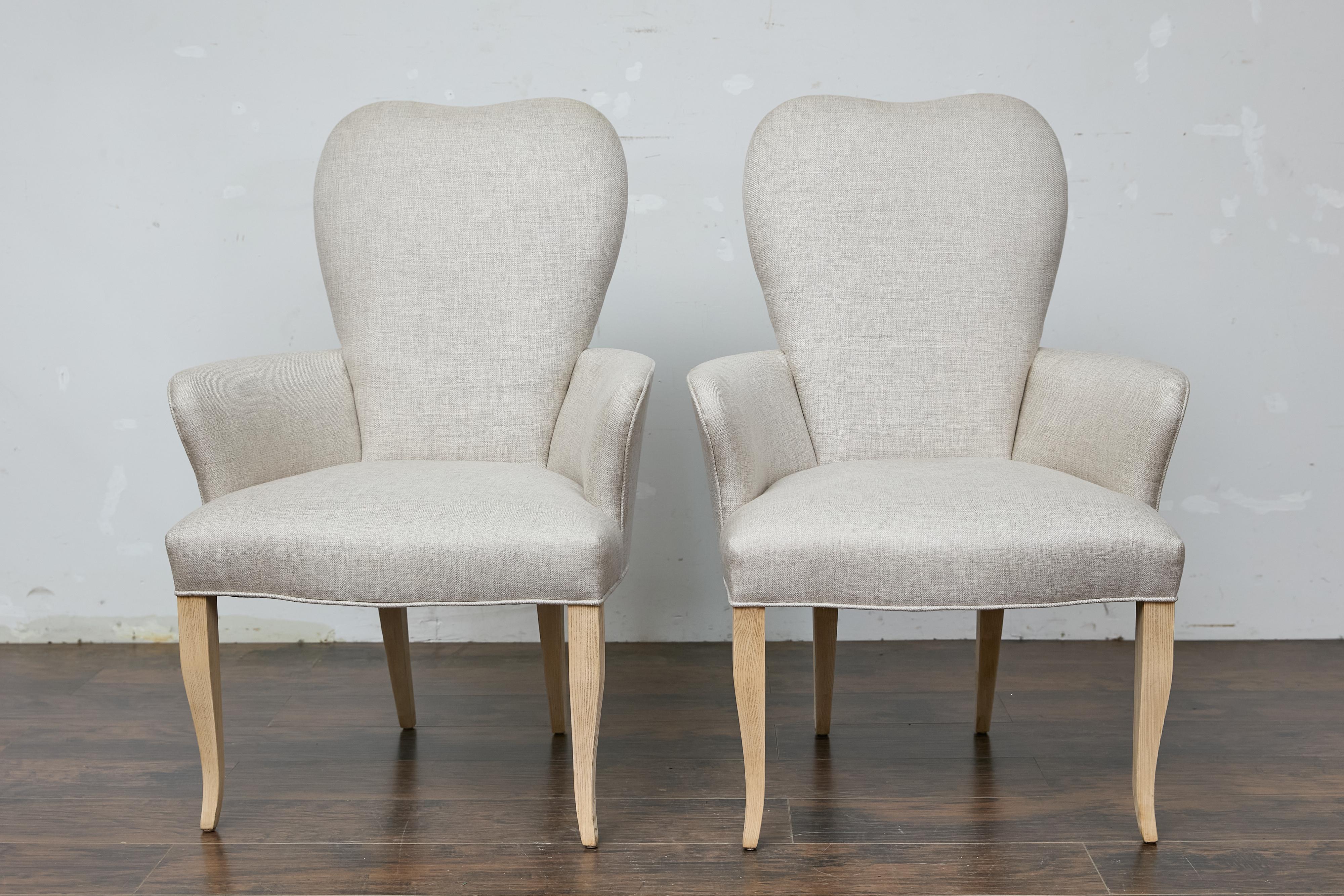 Pair of French Midcentury Armchairs with Linen Upholstery, Curved Tapered Legs For Sale 9