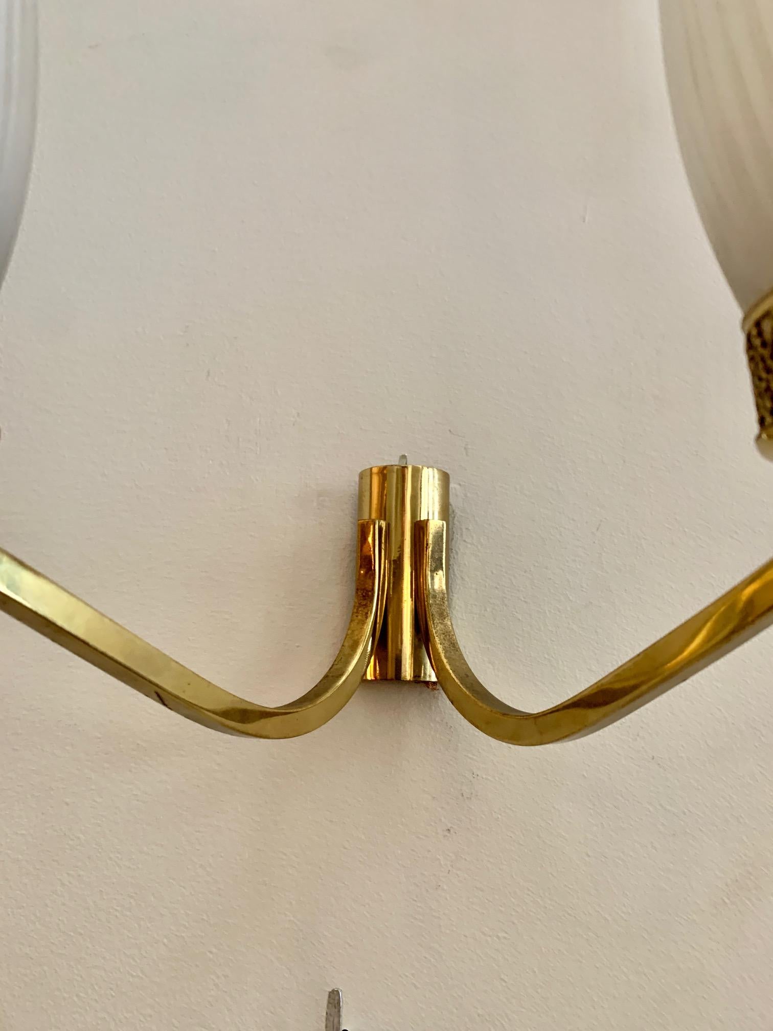 Pair of French Midcentury Brass and Opaline Shades Wall Sconces In Good Condition For Sale In Madrid, ES