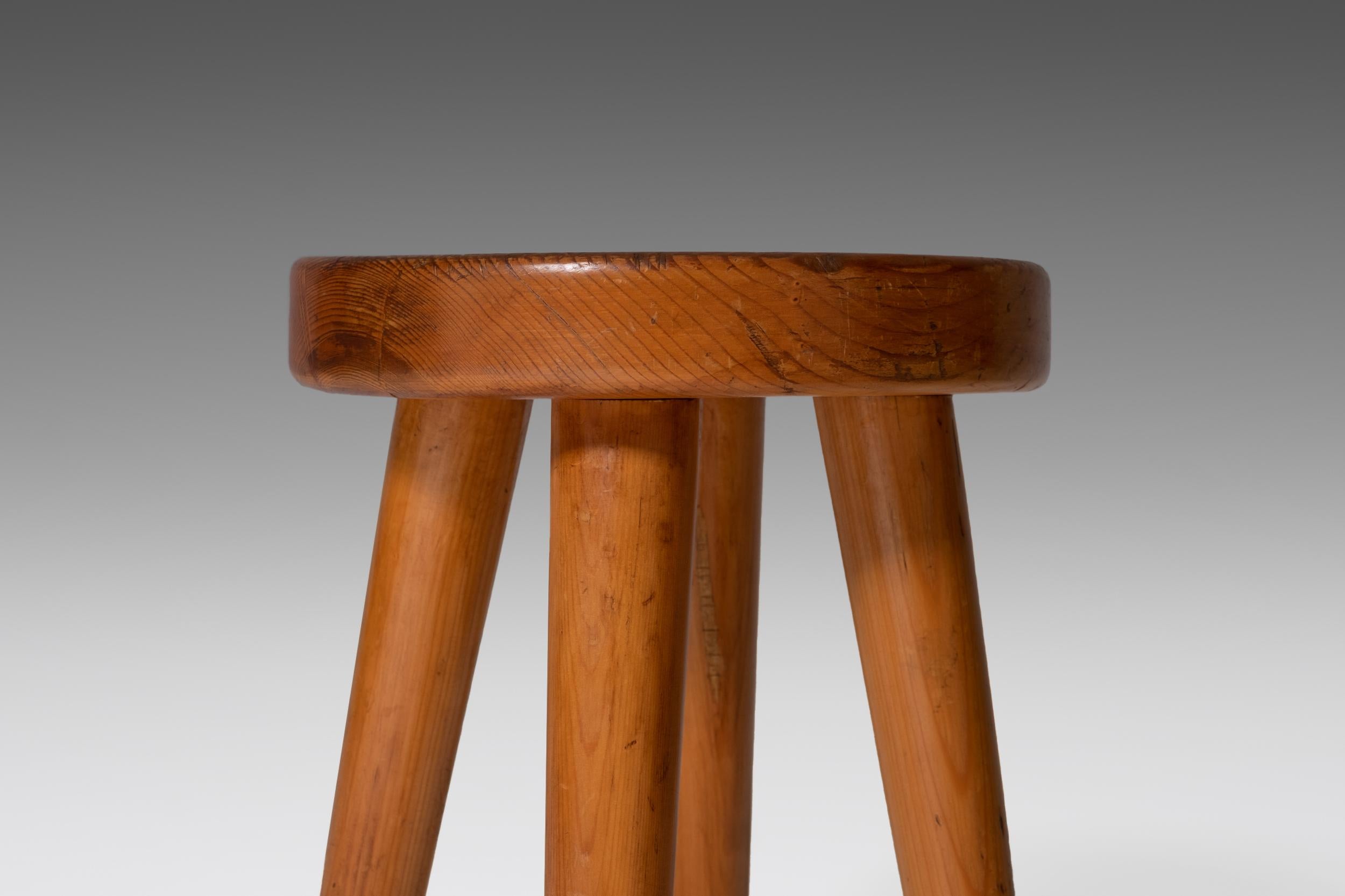 Pair of French Mid-Century Modern Stools in Solid Pine 1