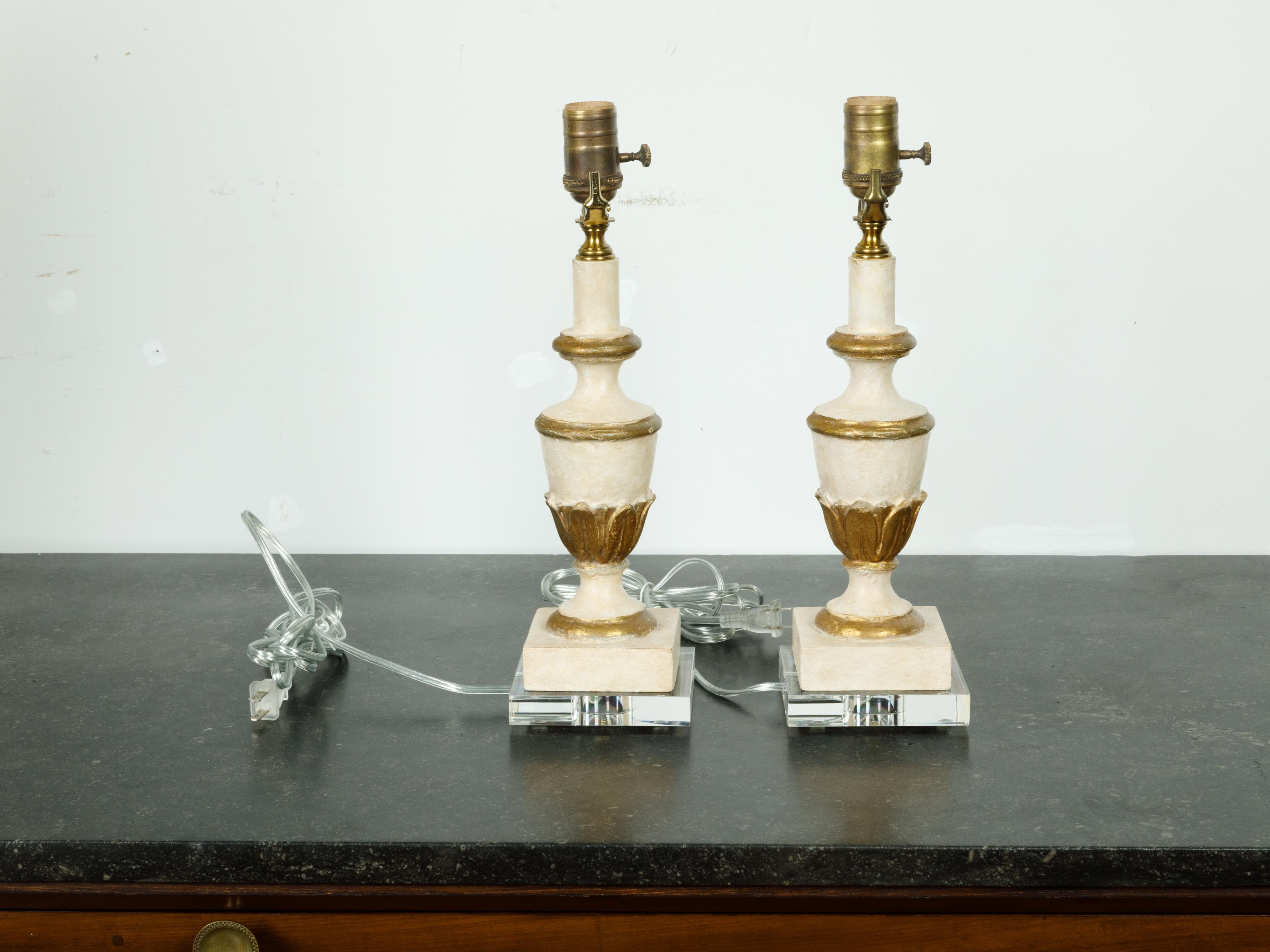 20th Century Pair of French Midcentury Painted and Gilt Carved Urn Table Lamps on Lucite