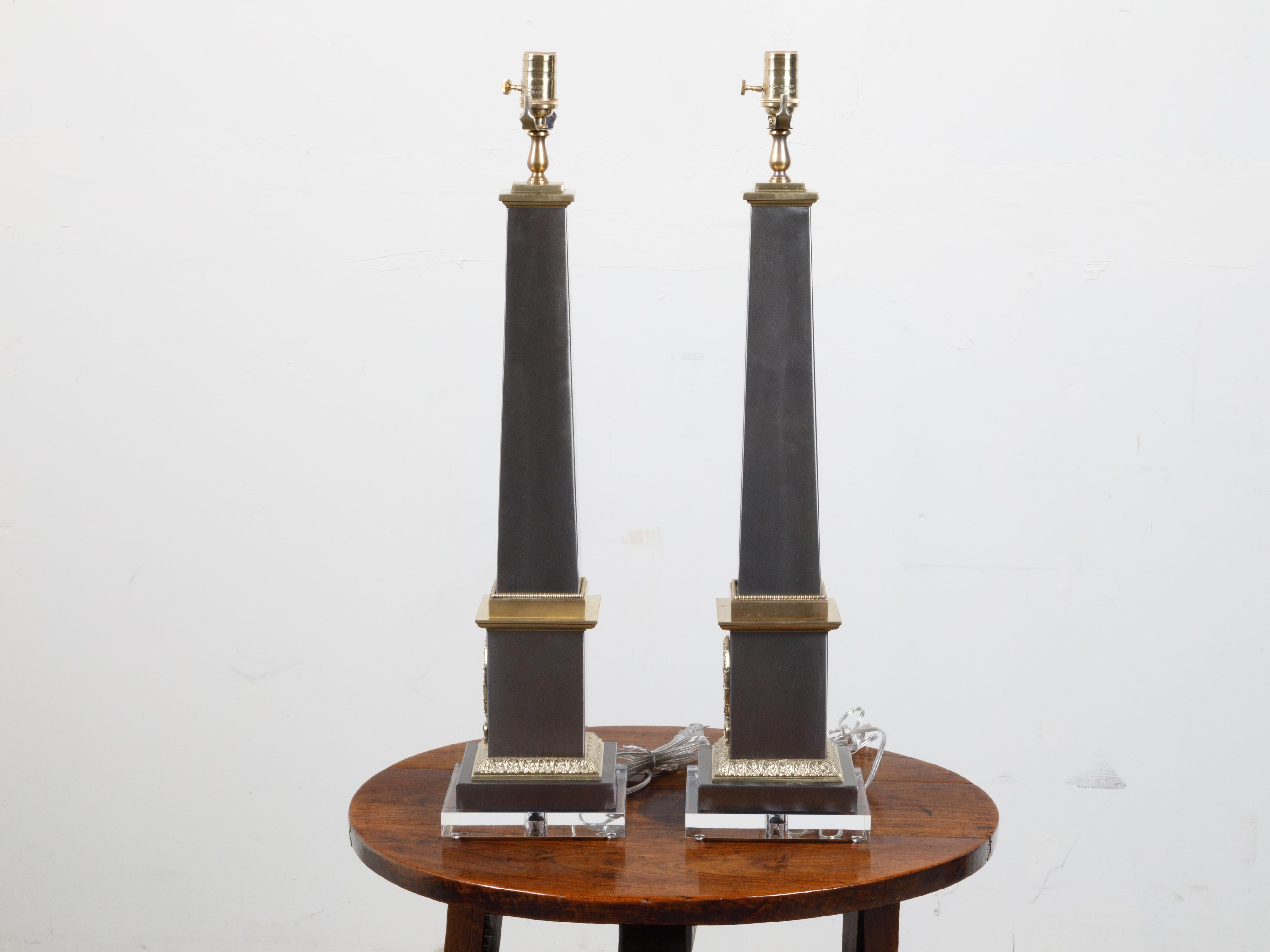 Pair of French Midcentury Steel and Brass Truncated Obelisk Table Lamps For Sale 4