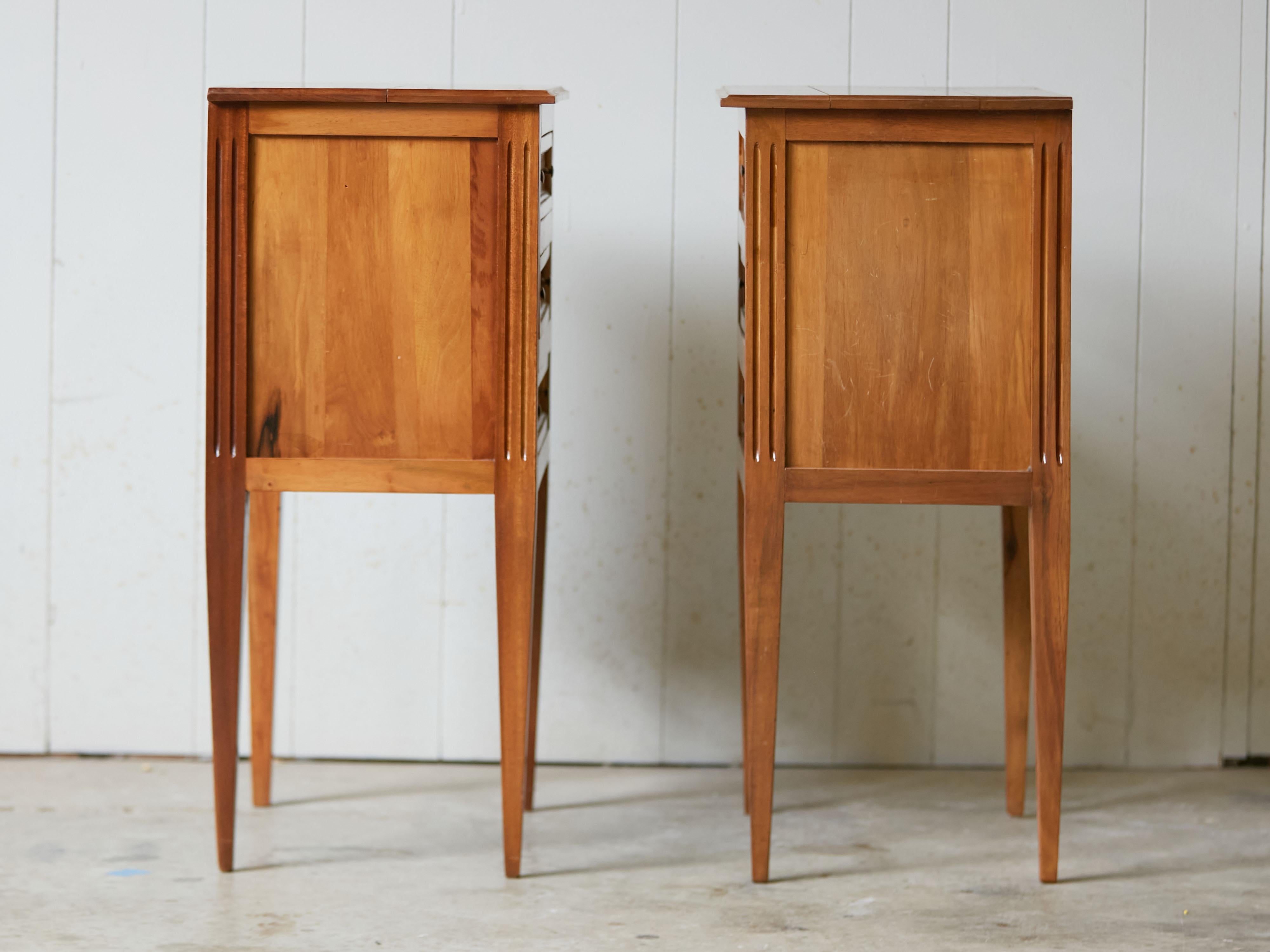 Pair of French Midcentury Three-Drawer Walnut Bedside Tables with Fluted Posts 3