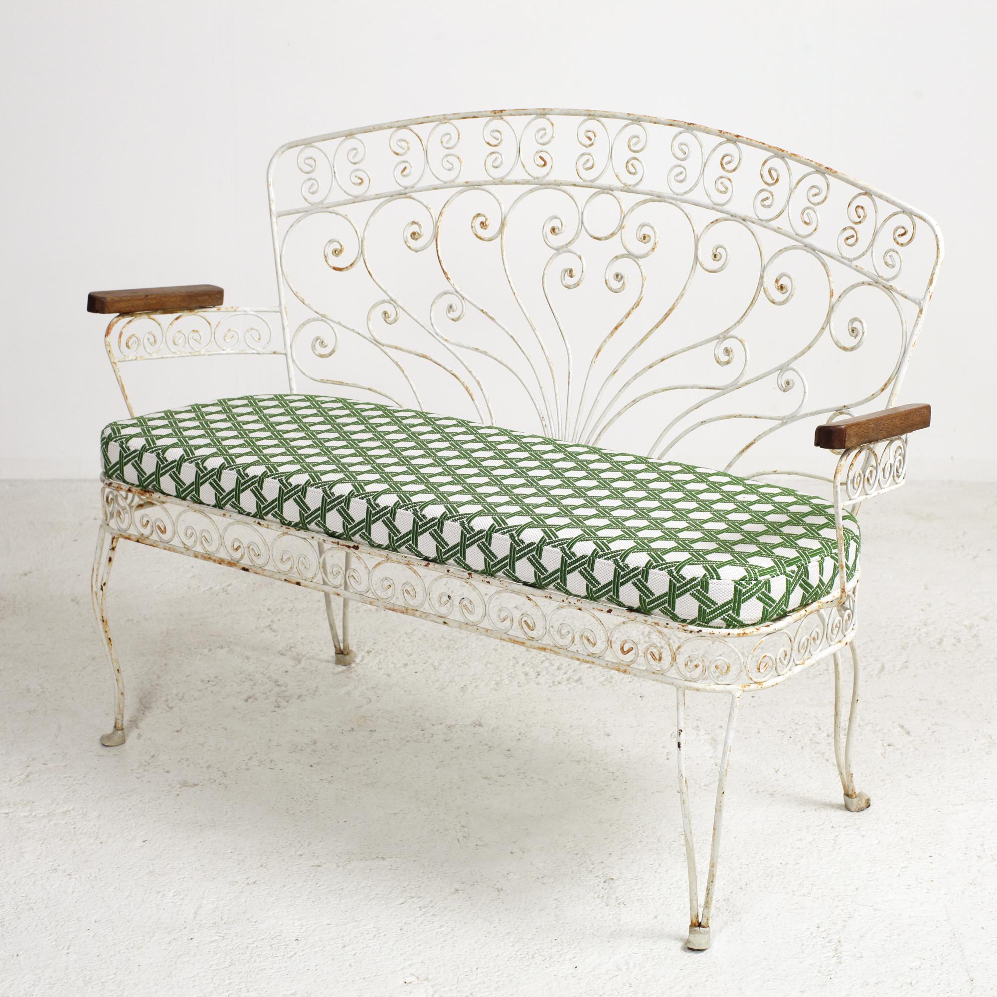Pair of French Midcentury Wrought Iron Patio and Garden Armchairs 10