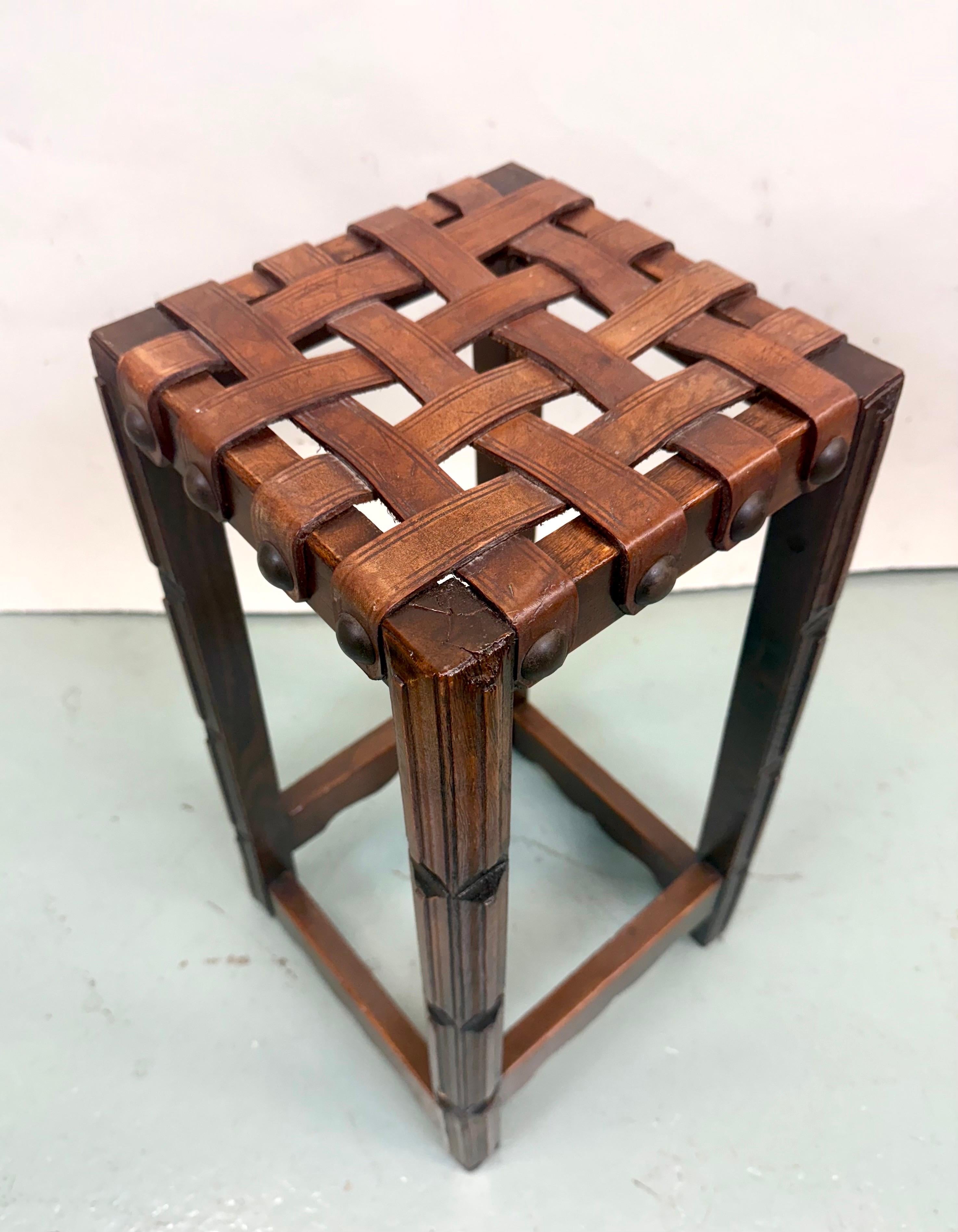 Mid-Century Modern Paire de tabourets de bar modernes en cuir, Jean MIchel Frank 1940 en vente