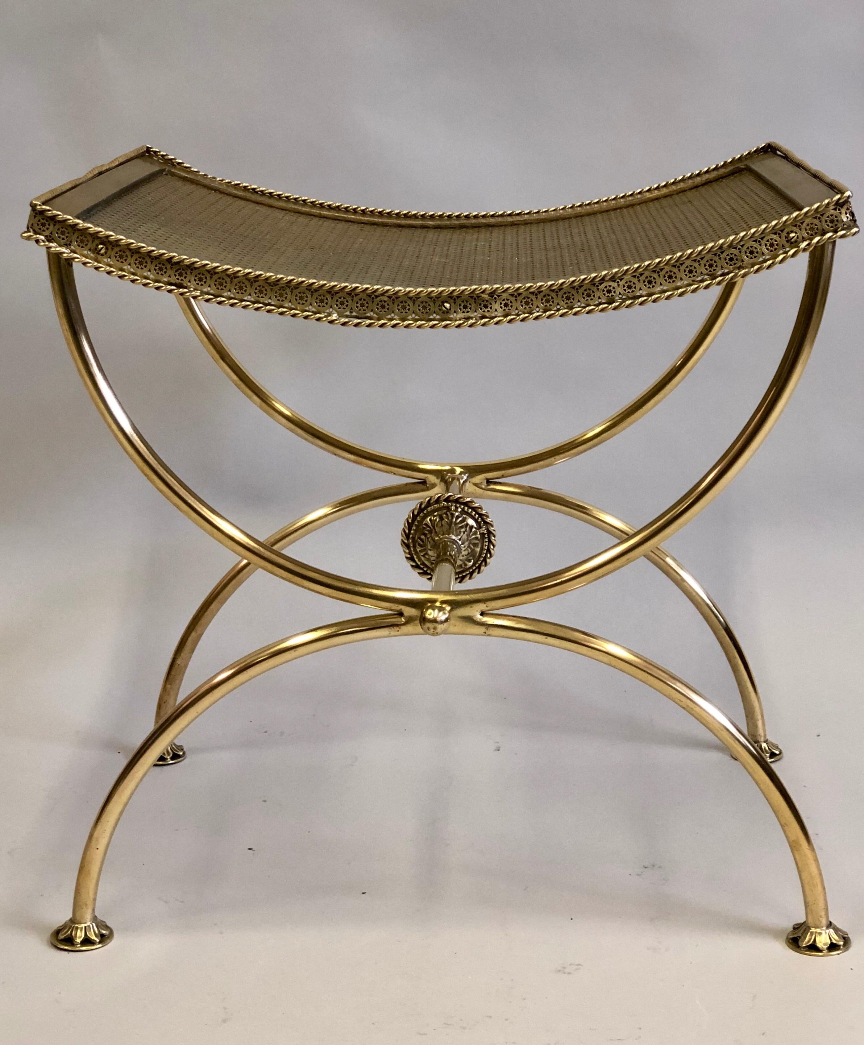 Pair of French Modern Neoclassical Gilt Bronze or Brass Benches by Maison Bagues In Good Condition In New York, NY