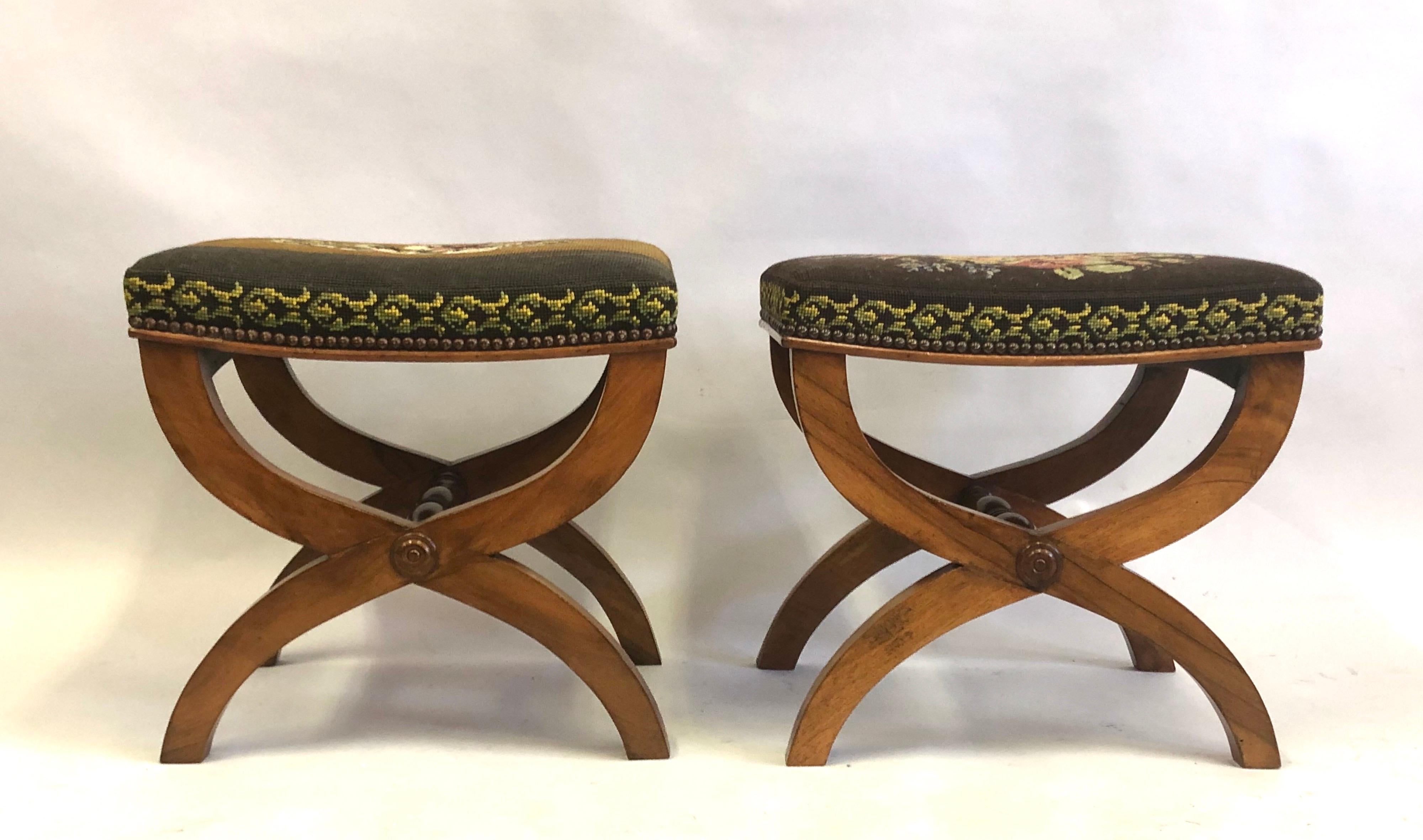 Mid-Century Modern Pair of French Modern Neoclassical Stools / Benches Attributed to Andre Arbus For Sale