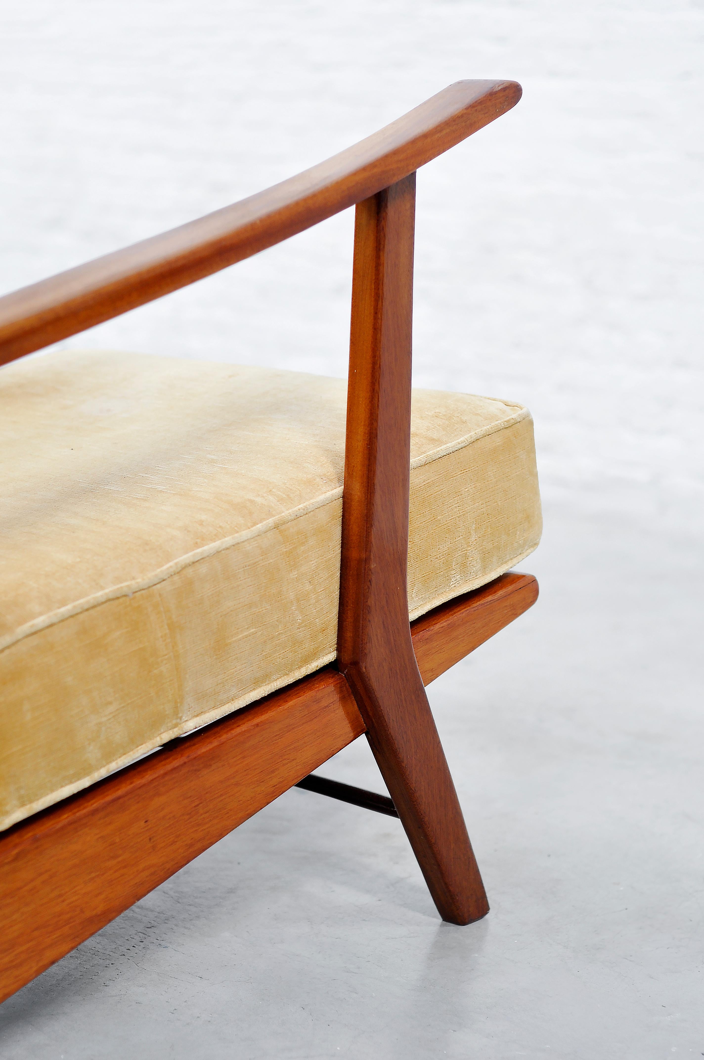 Paire de chaises longues constructivistes modernistes françaises, années 1950 en vente 4