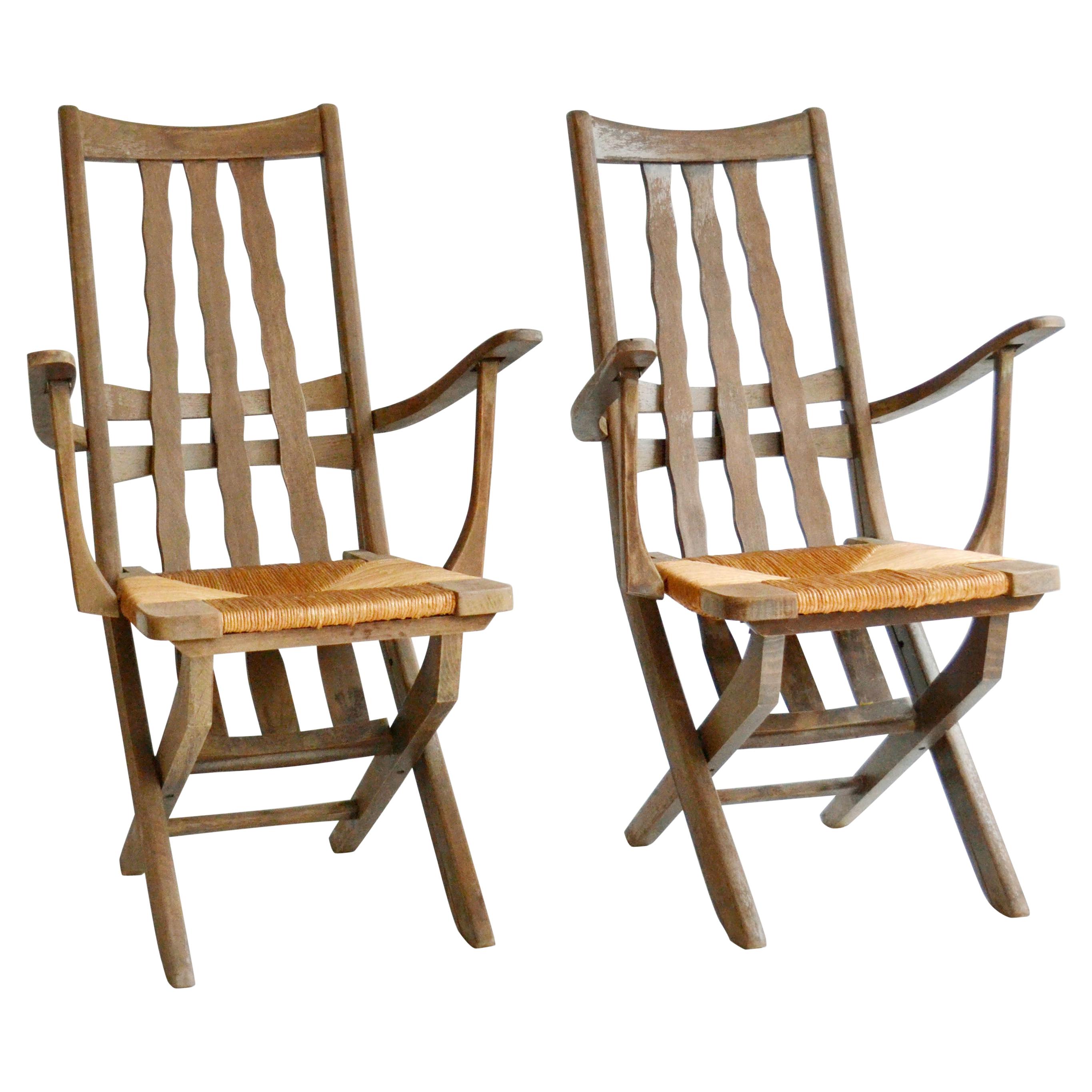 Paire de chaises d'extérieur modernistes françaises en chêne, France, années 1950