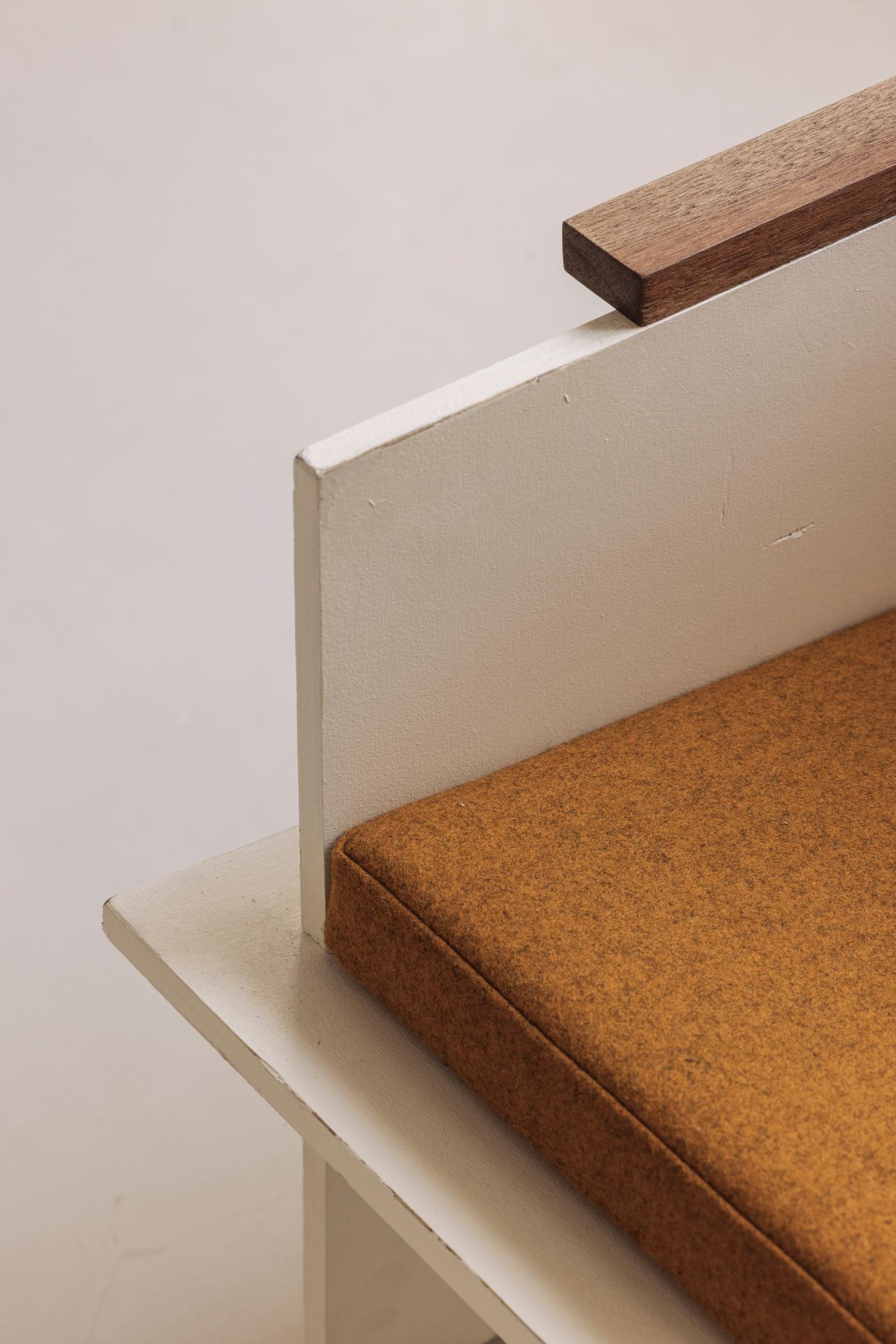 Paire de chaises longues modernistes françaises des années 1950 en vente 4