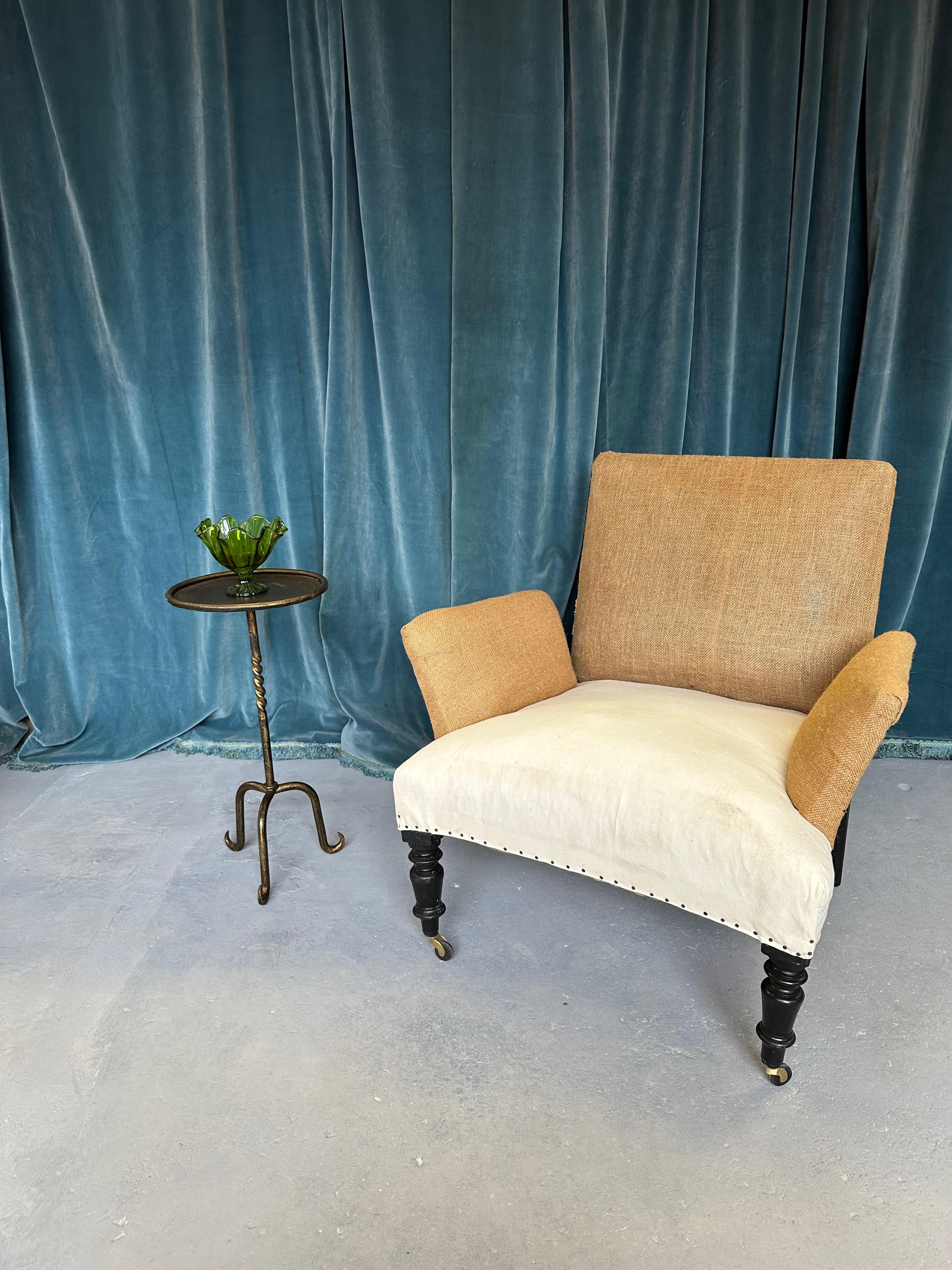Paar französische Napoleon III.-Sessel  im Zustand „Gut“ im Angebot in Buchanan, NY
