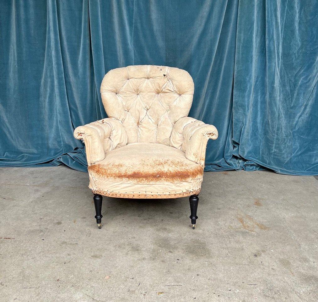 Pair of French Napoleon III Armchairs in Muslin 1