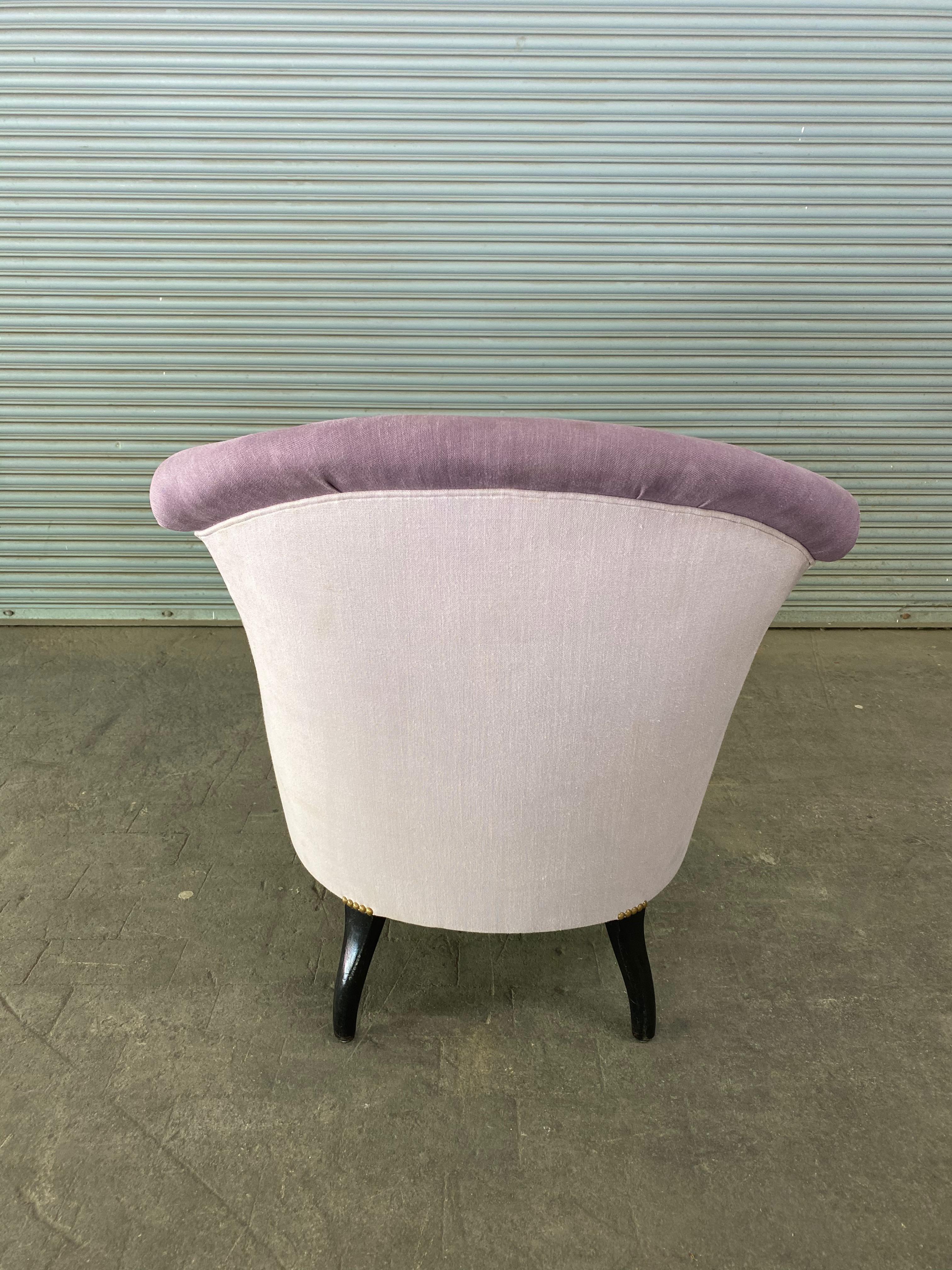 Pair of French Napoleon III Armchairs in Lavender Linen 9