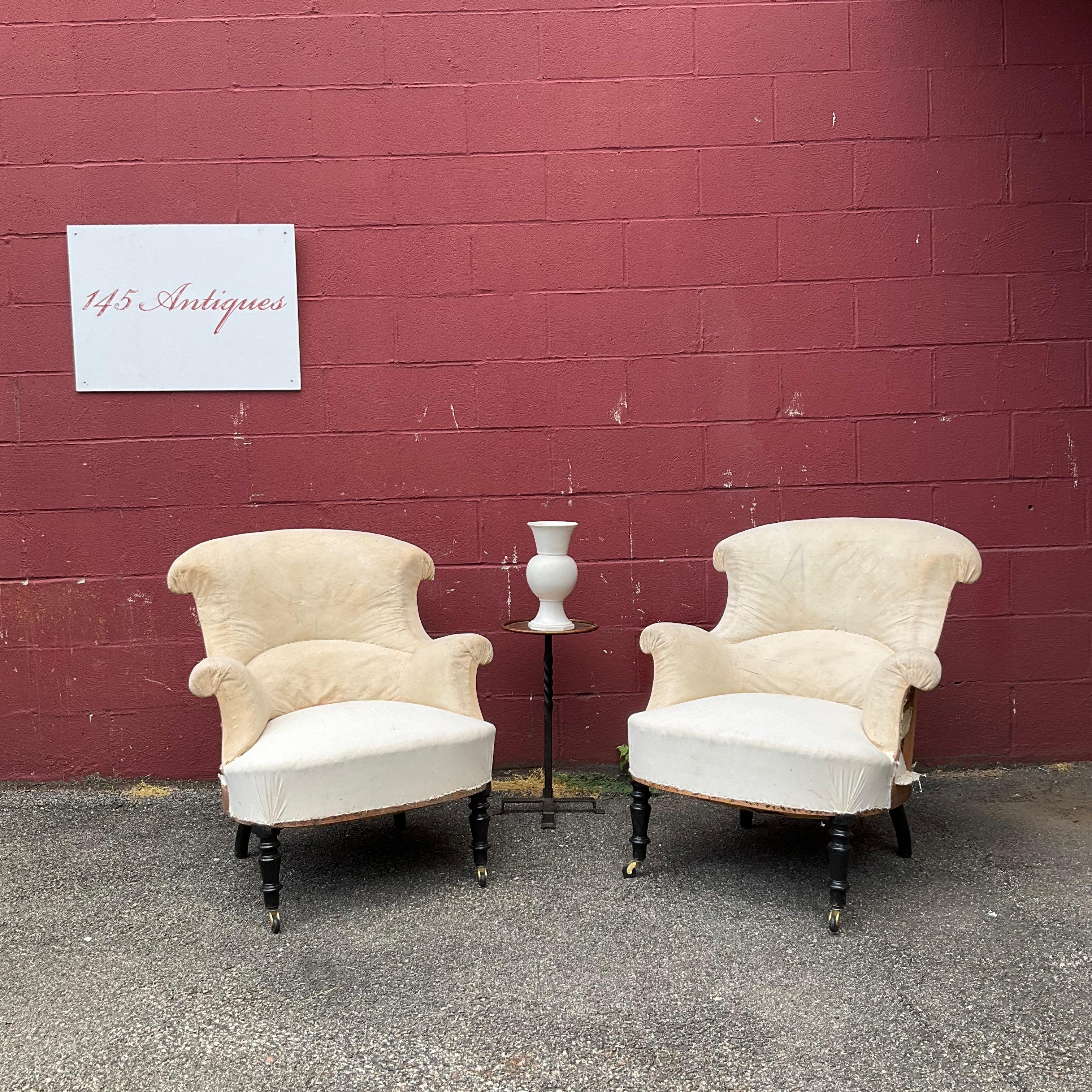 Pair of French Napoleon III Armchairs in Muslin For Sale 7
