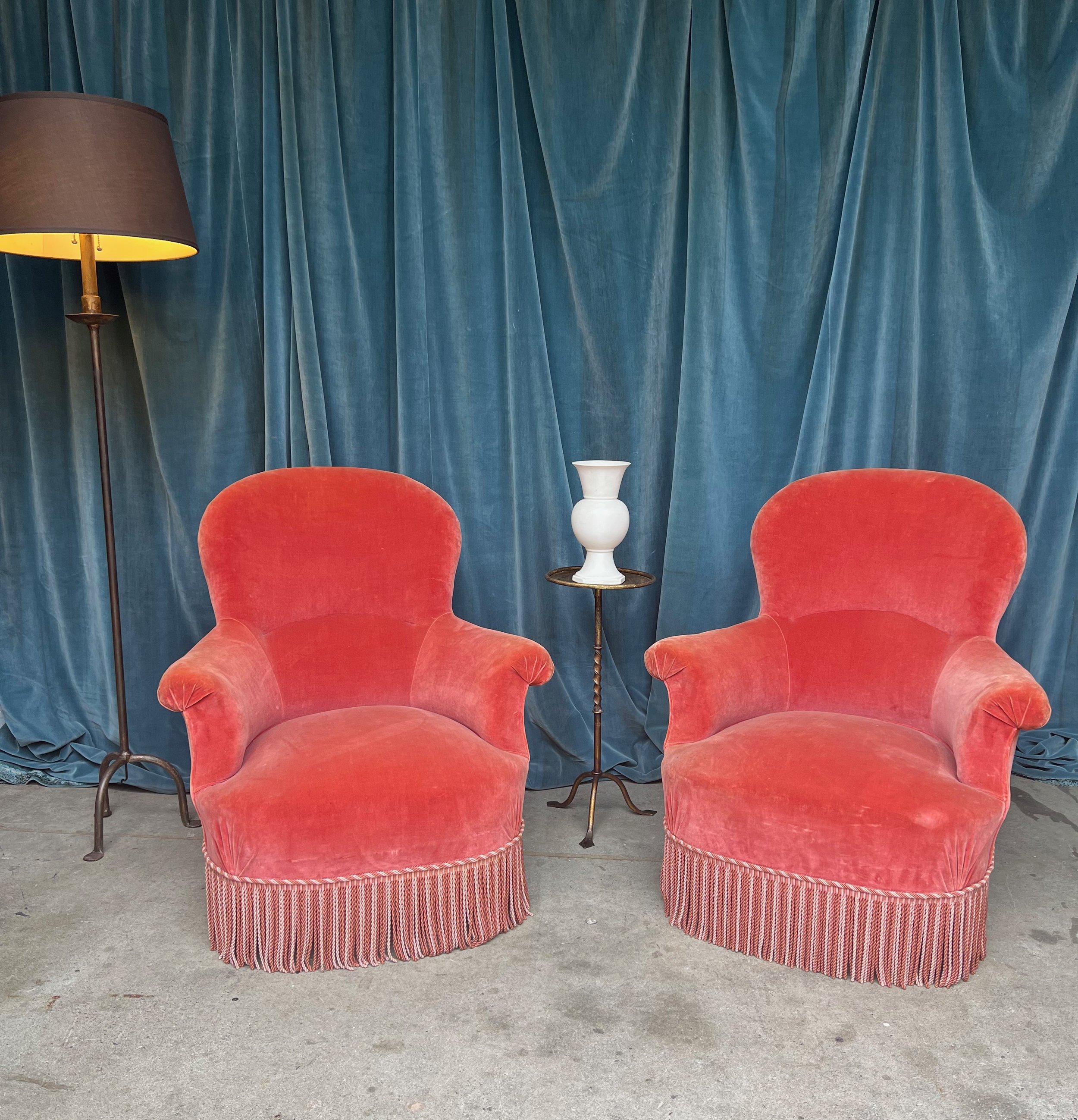 Paar französische Napoleon III.-Sessel aus rosa Samt (Französisch) im Angebot