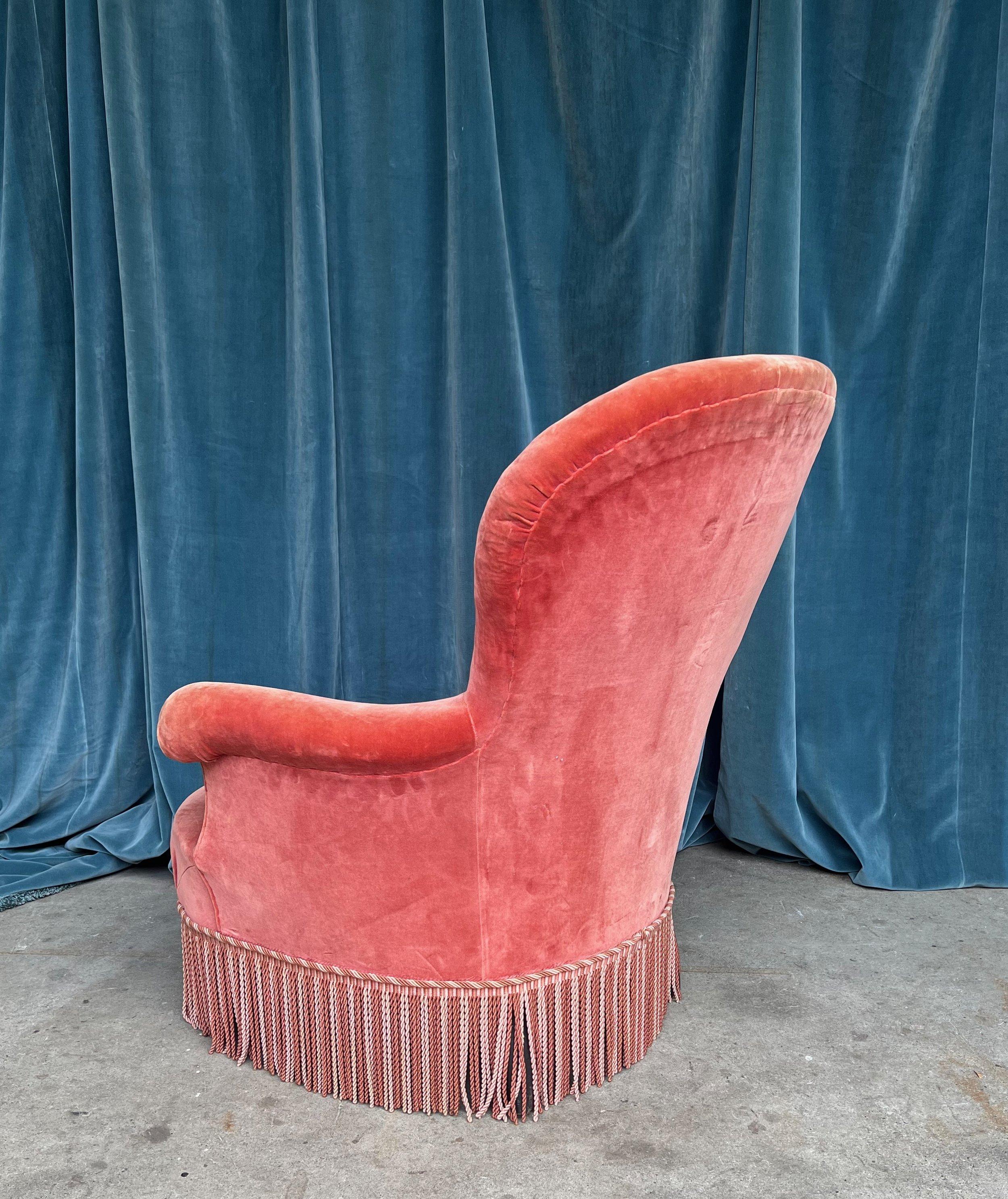 Paire de fauteuils français Napoléon III en velours rose en vente 2