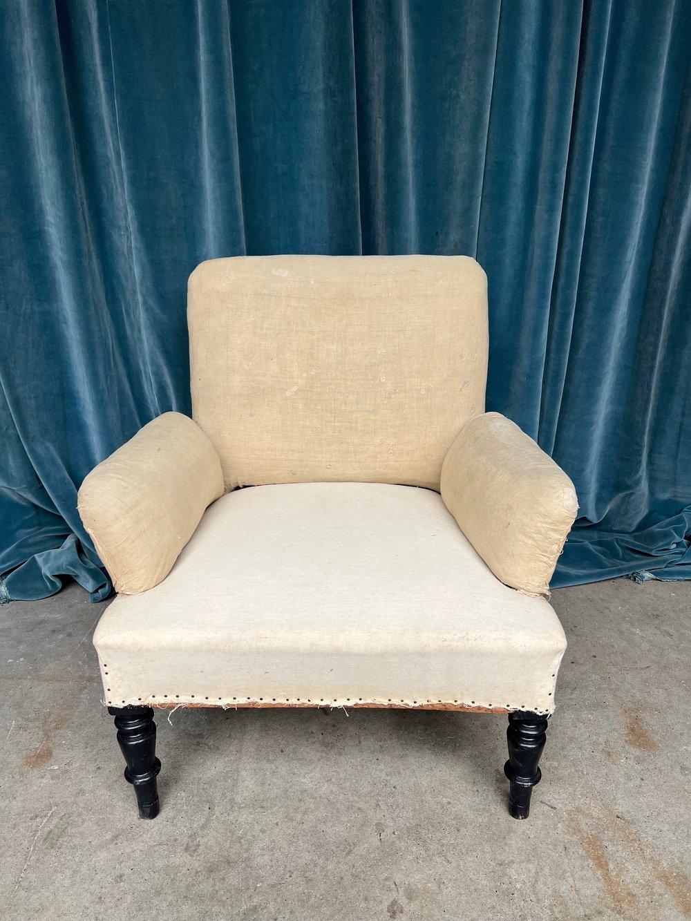 Fabric Pair of French Napoleon III Armchairs with Split Arms For Sale