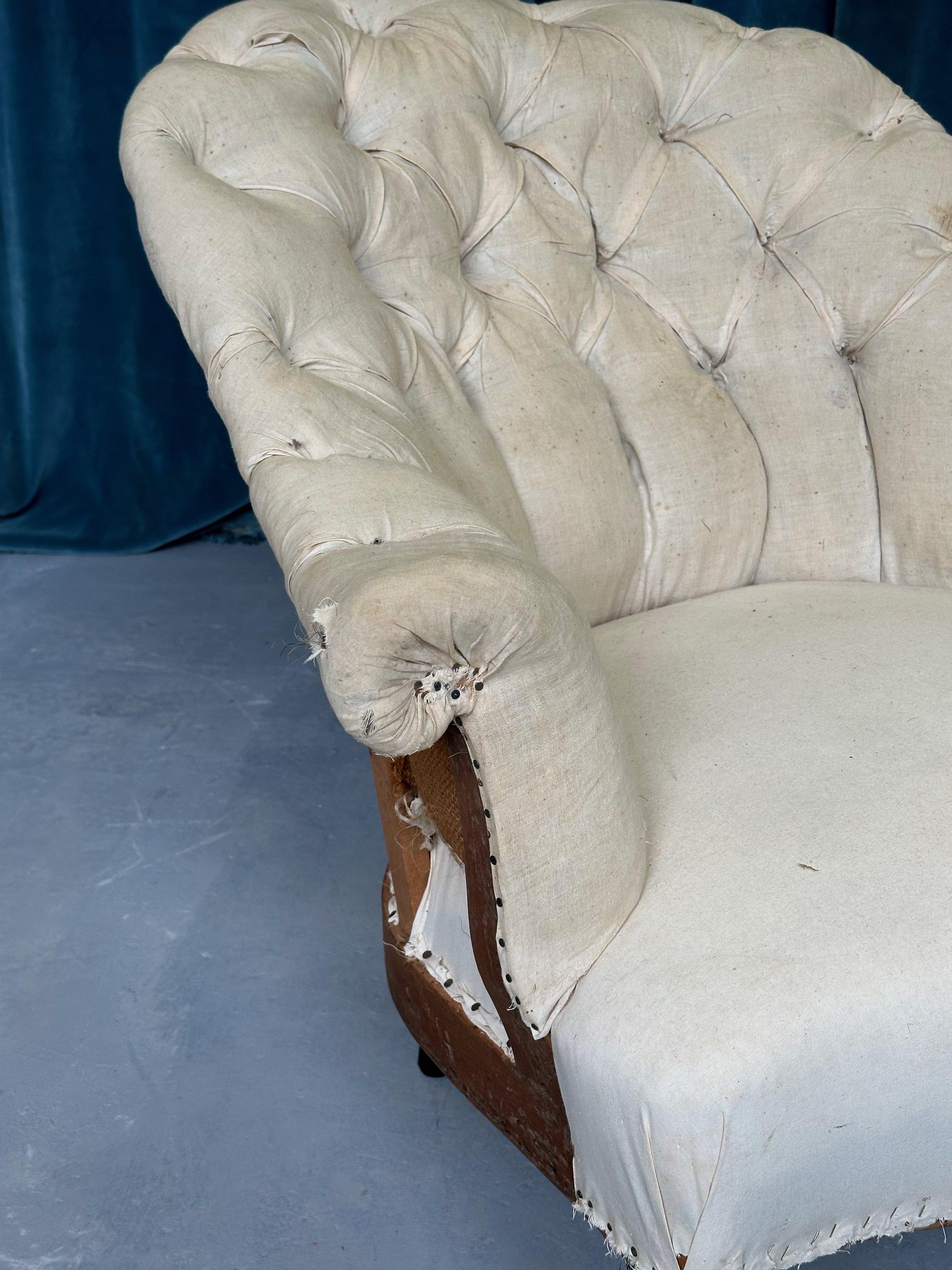 Pair of French Napoleon III Armchairs with Tufted Backs For Sale 7