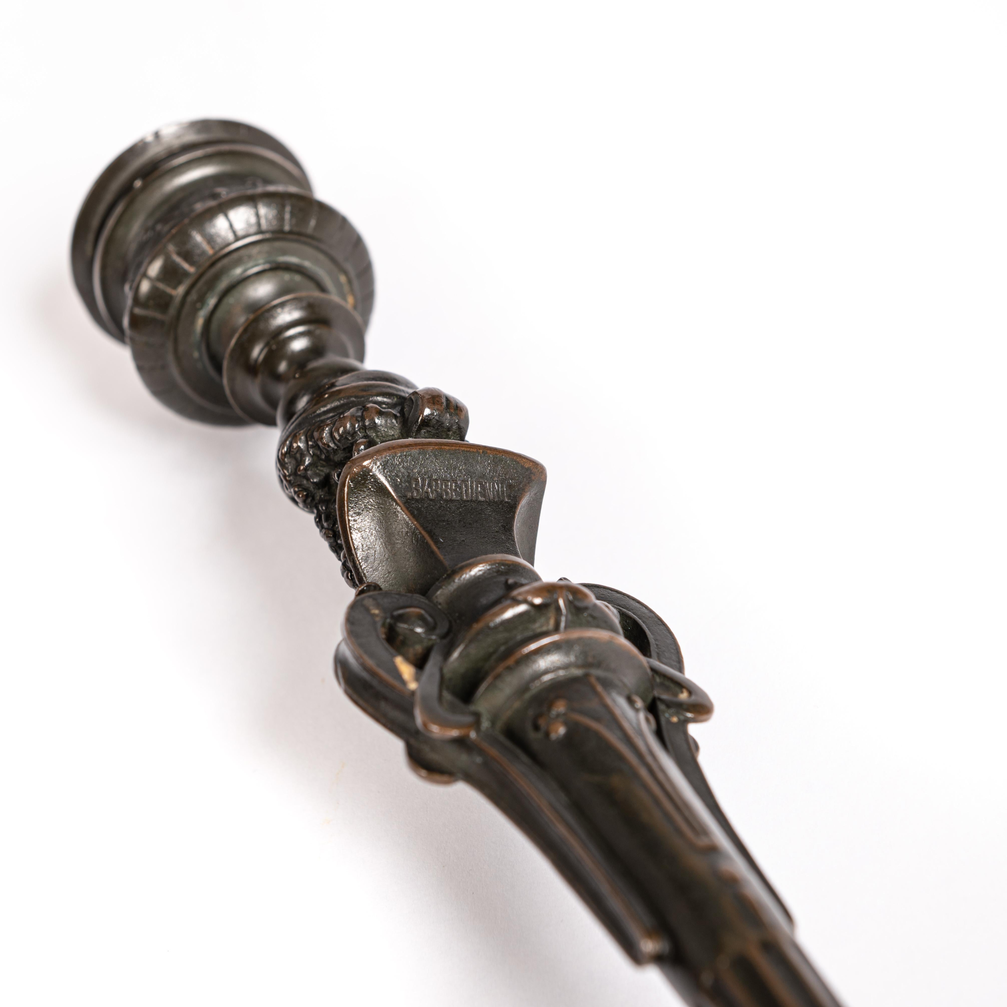 Coppia di candelieri francesi in bronzo Napoleone III della Foundry F. Barbedienne Foundry del 1860 in vendita 2