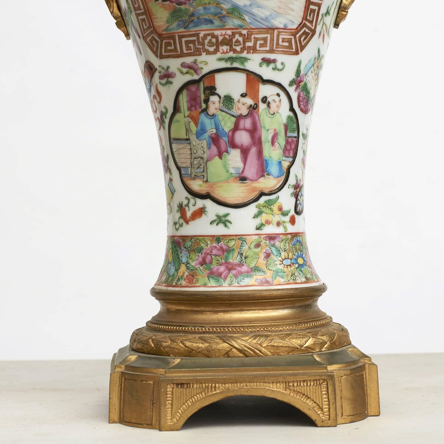 Paire de lampes en porcelaine de Canton et bronze doré Napoléon III en vente 6