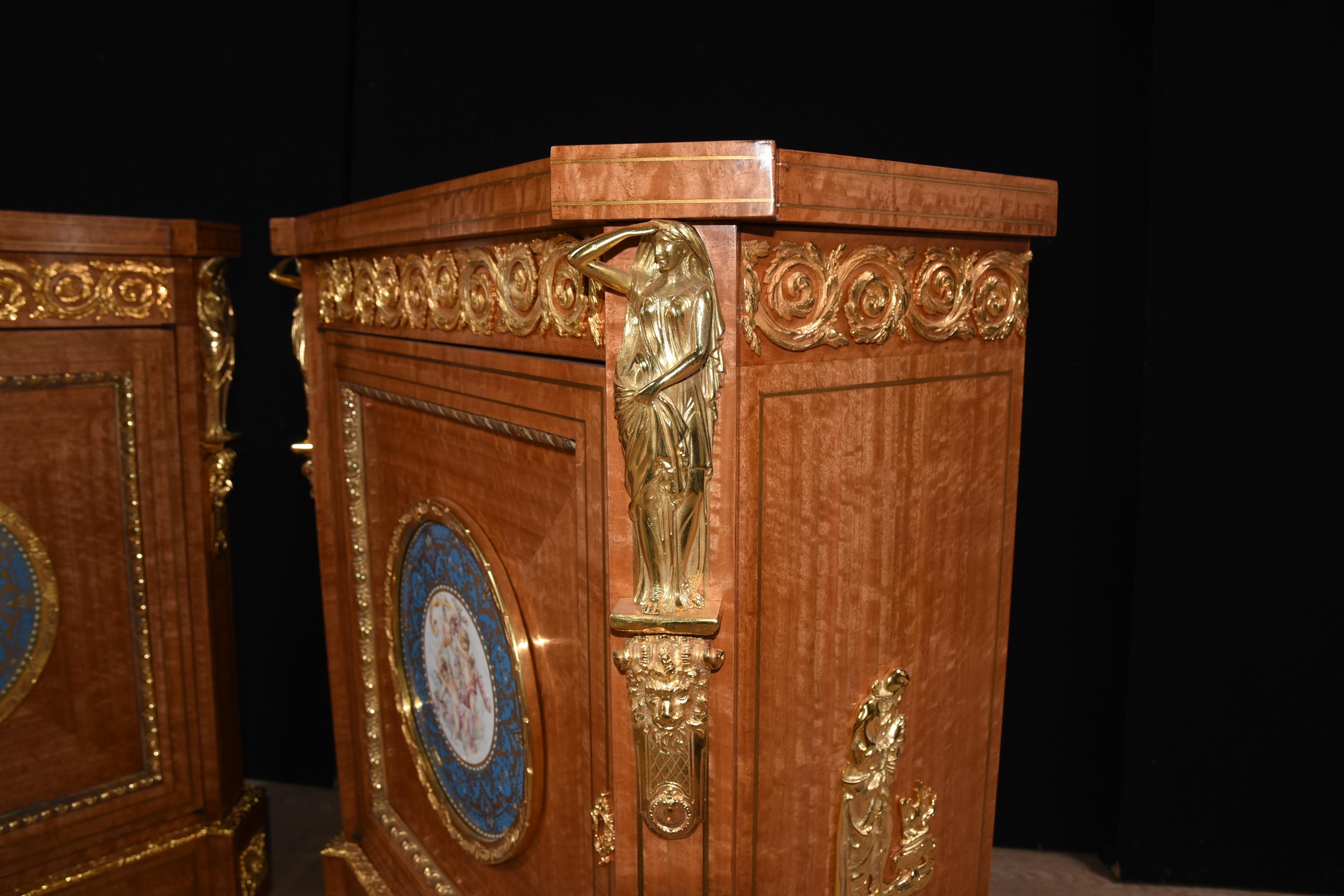 Pair of French Napoleon III, circa 1910 Satinwood Side Cabinets For Sale 7