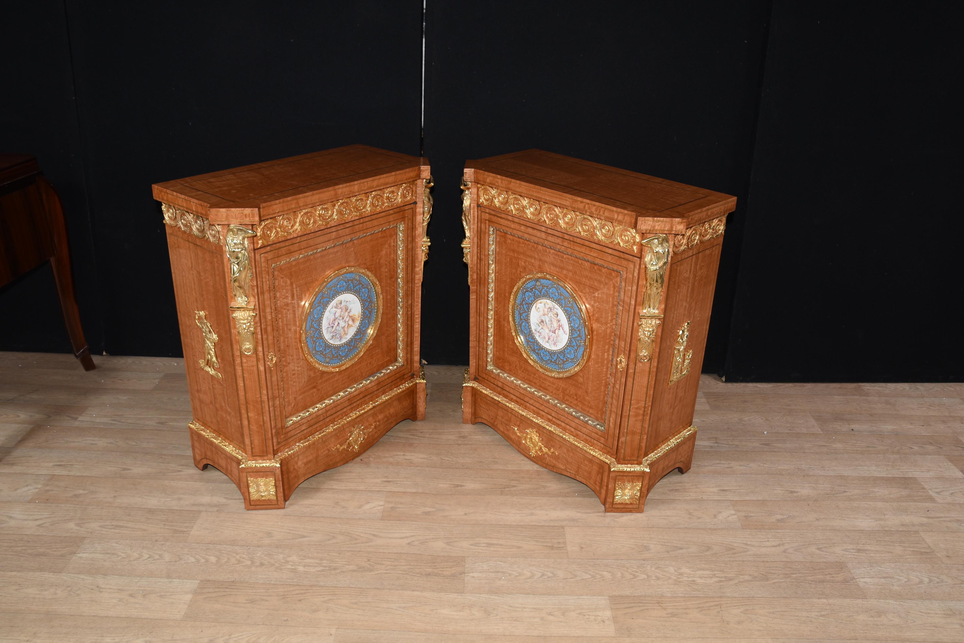 Pair of French Napoleon III, circa 1910 Satinwood Side Cabinets For Sale 5