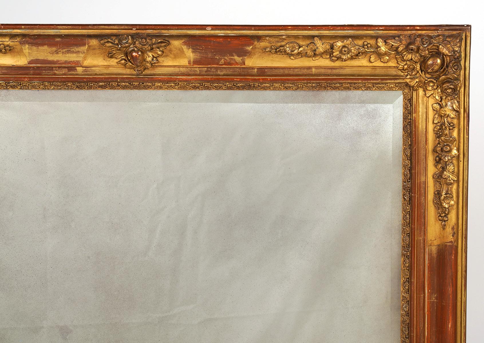 Pair of French Napoleon III Decorated Giltwood Wall Mirrors, circa 1870 5