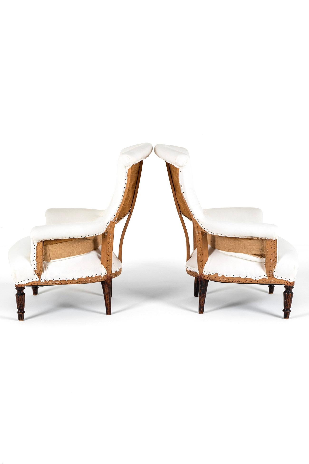 Stile provenzale Coppia di poltrone francesi con schienale a coda di pesce Napoleone III in vendita