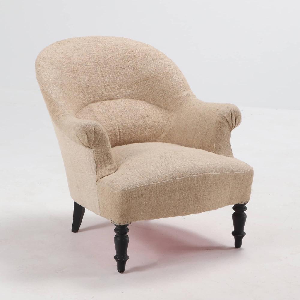 Paar französische Sessel Napoleon III um 1870 auf ebonisierten Füßen. Diese Stühle sind mit einem schweren, leinenartigen Material neu bezogen worden.