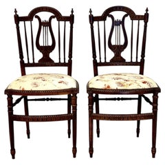 Paire de chaises françaises de style Napoléon III à dossier en lyre, vers 1880