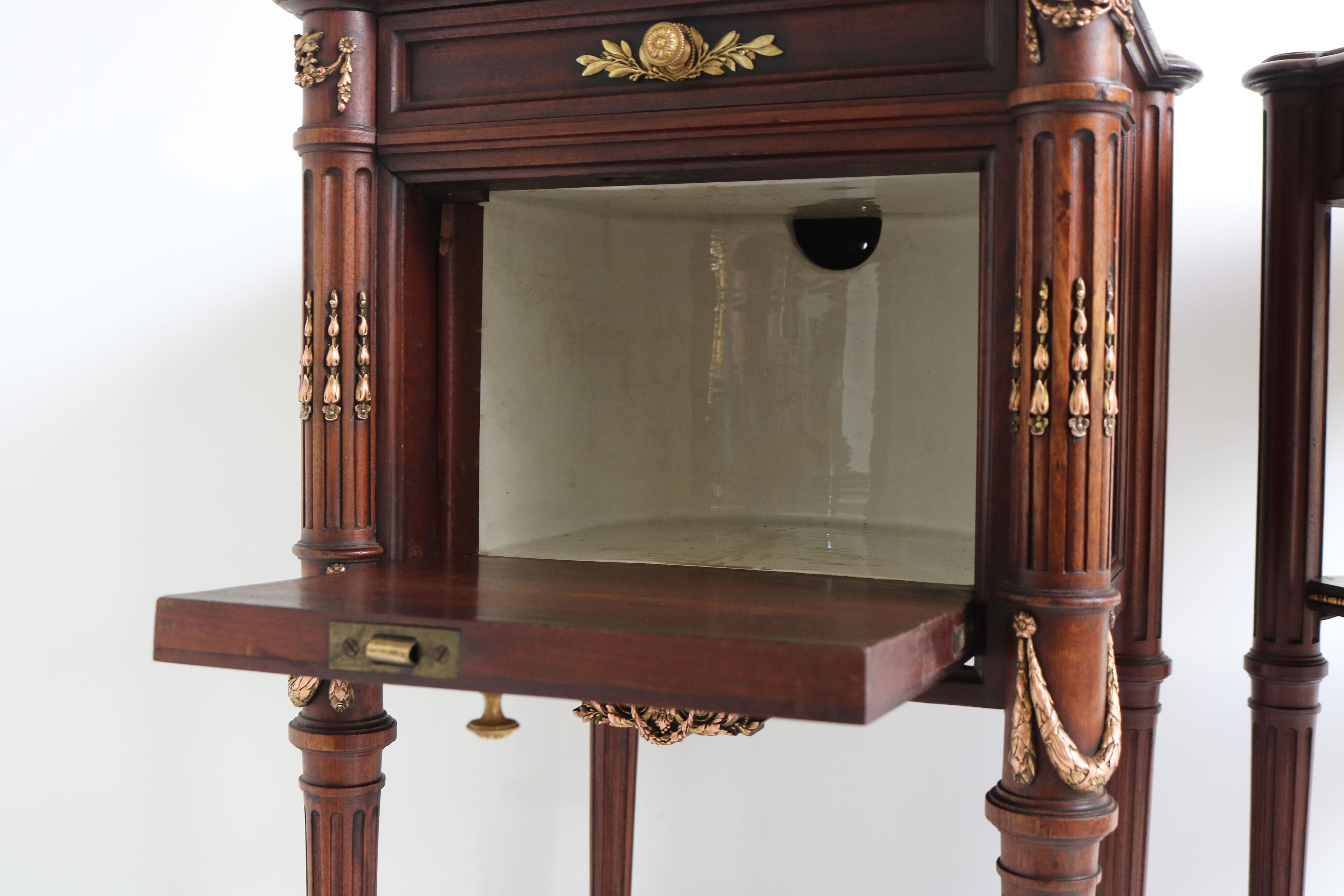 Pair of French Napoleon III Night Stands 19th Century Mahogany Bronze Marble For Sale 10