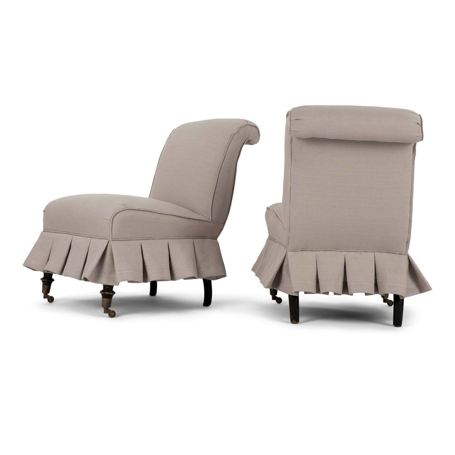 Pair of French Napoleon III Slipper Chairs in Lavender Linen 4