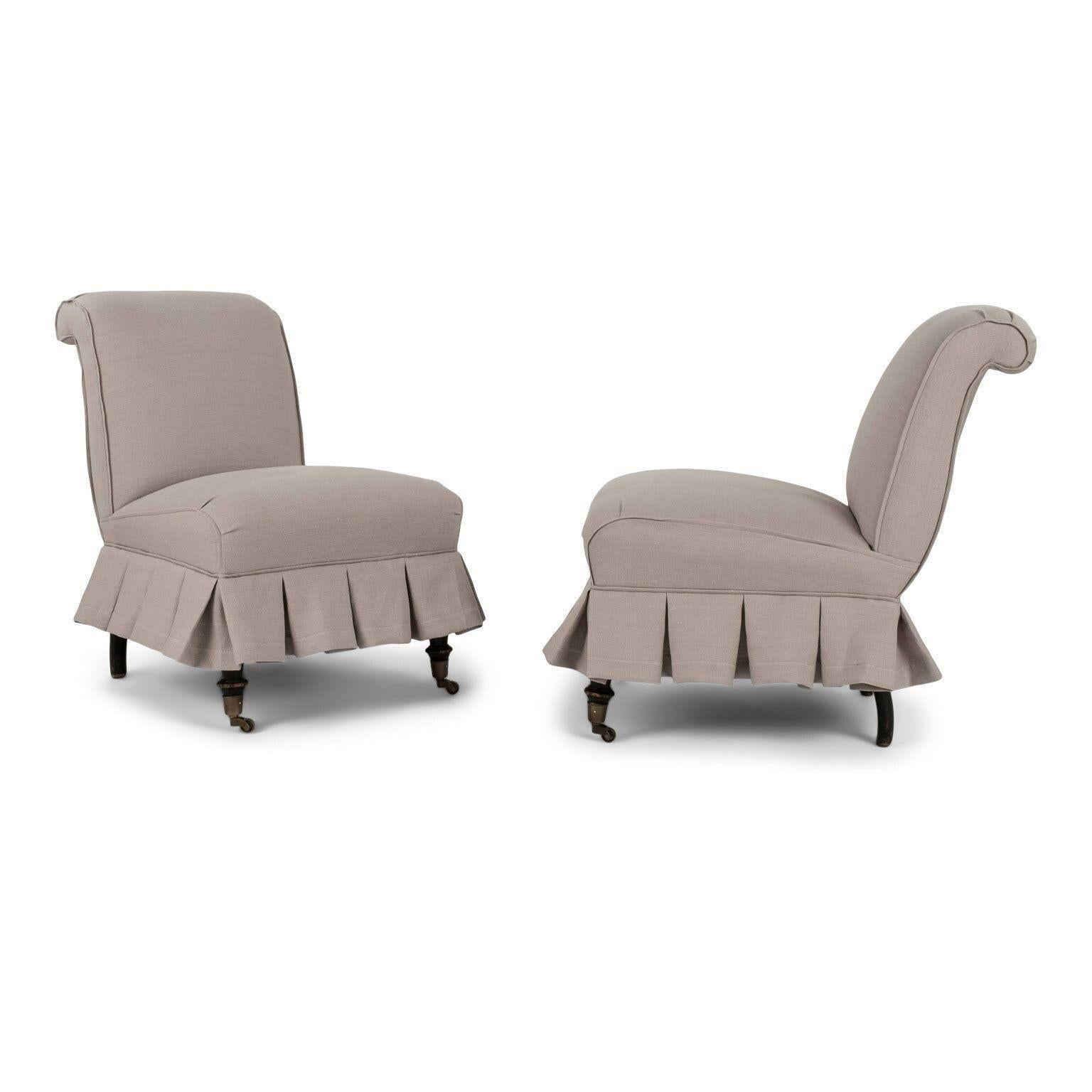 Pair of French Napoleon III Slipper Chairs in Lavender Linen 1