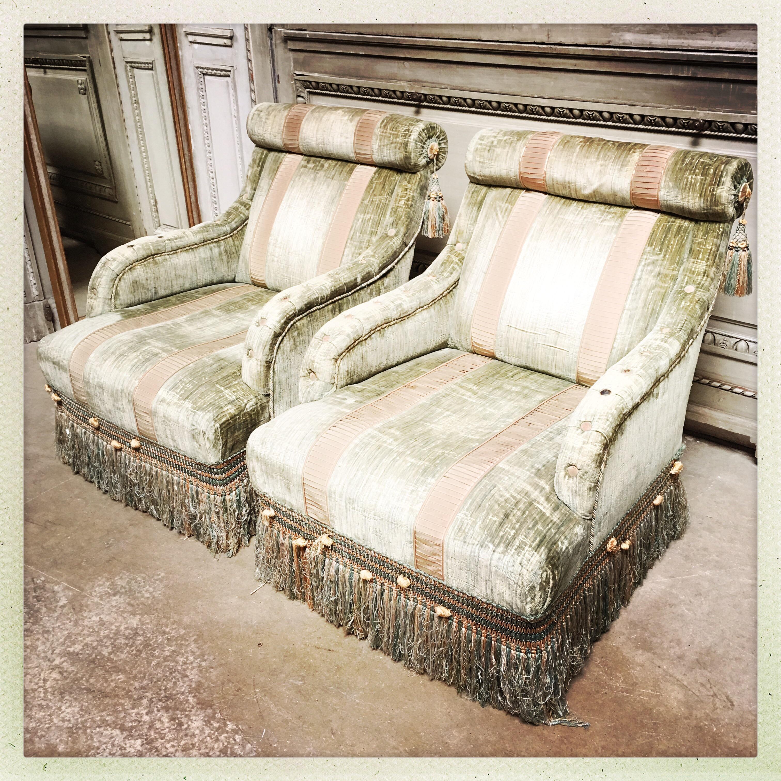 Pair of French Napoleon III Style Bergeres Le Style De Castaing In Distressed Condition In Dallas, TX