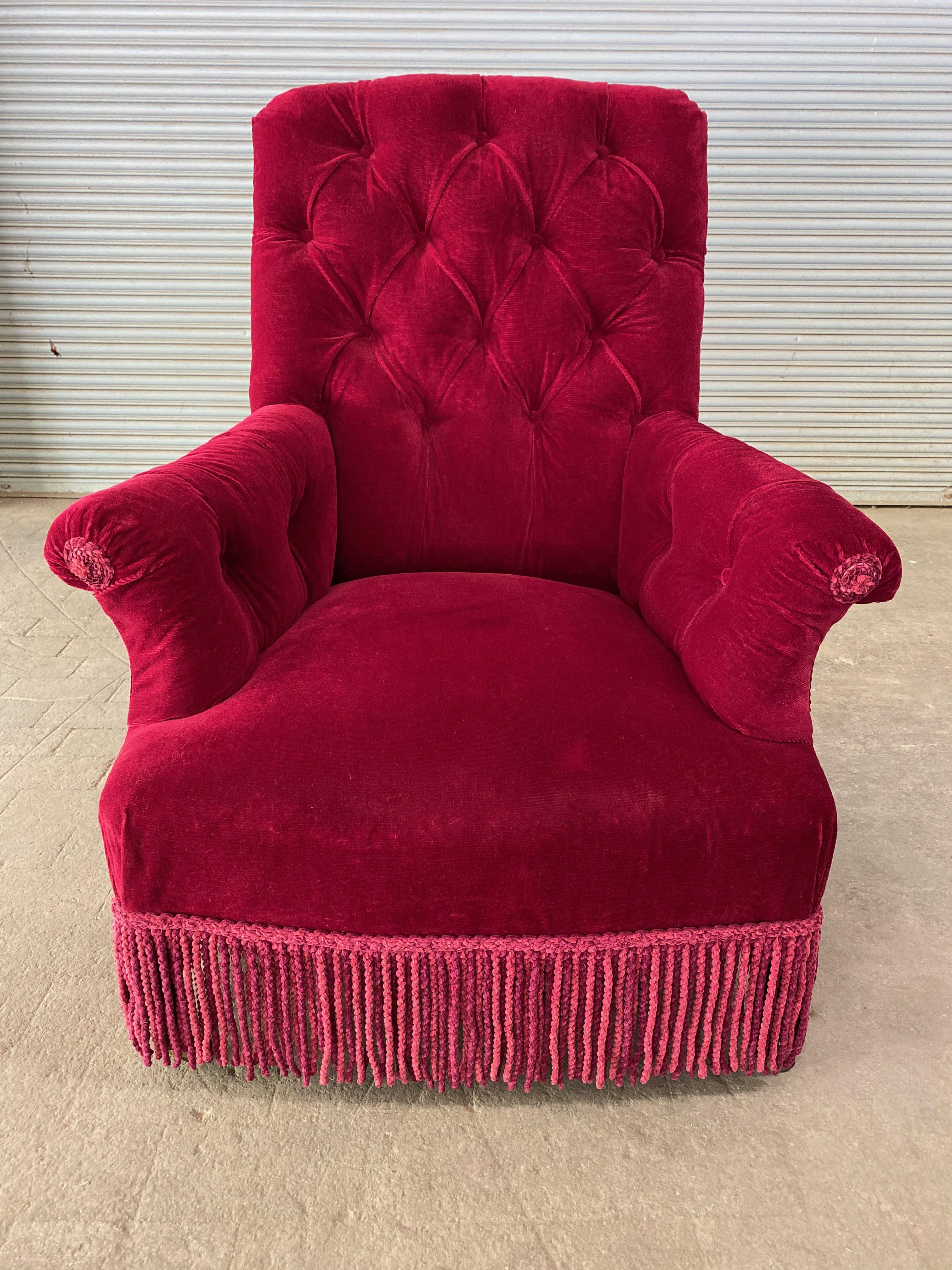 Pair of French Napoleon III Tufted Armchairs in Red Velvet In Fair Condition In Buchanan, NY