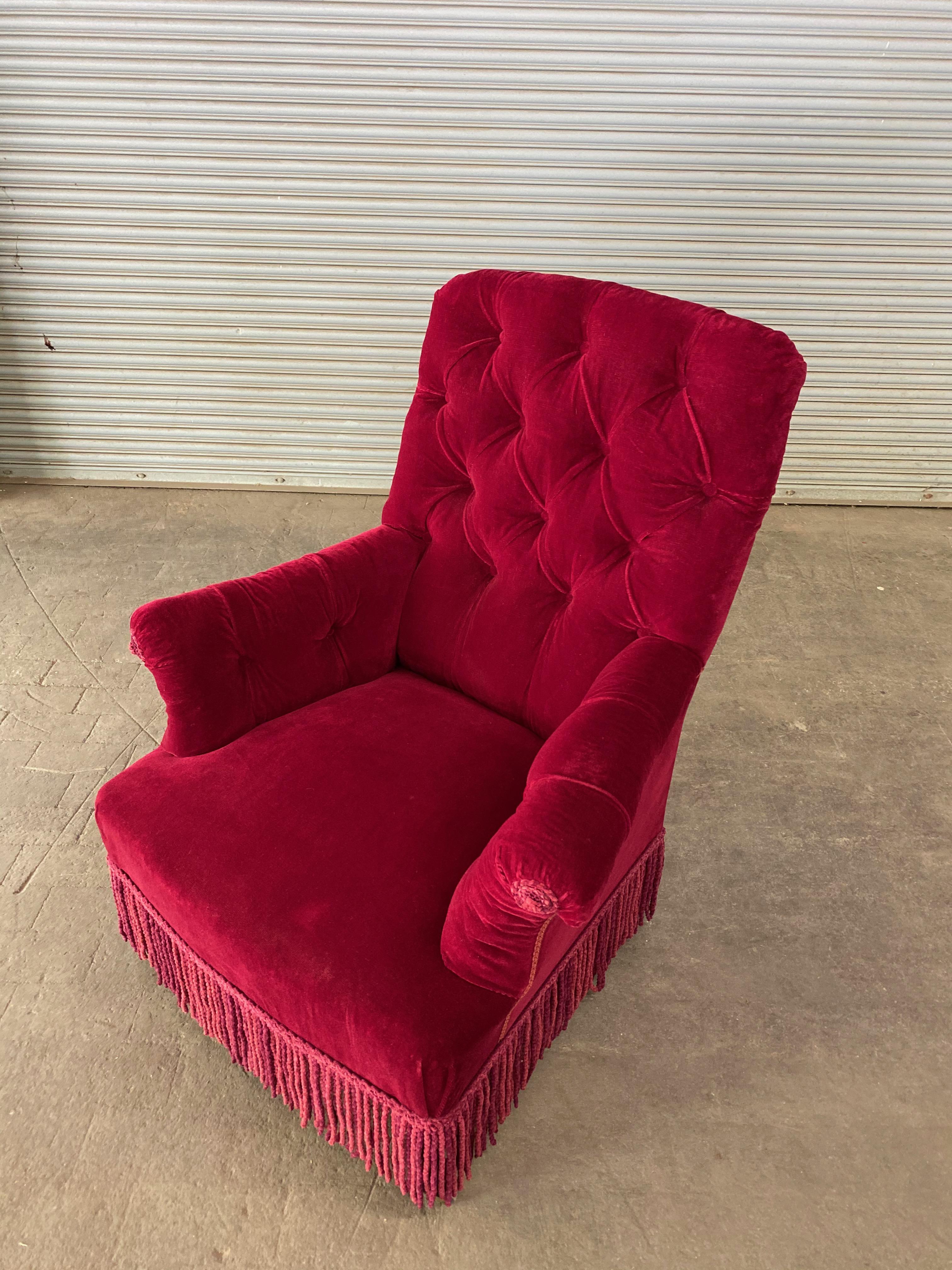 Pair of French Napoleon III Tufted Armchairs in Red Velvet 2