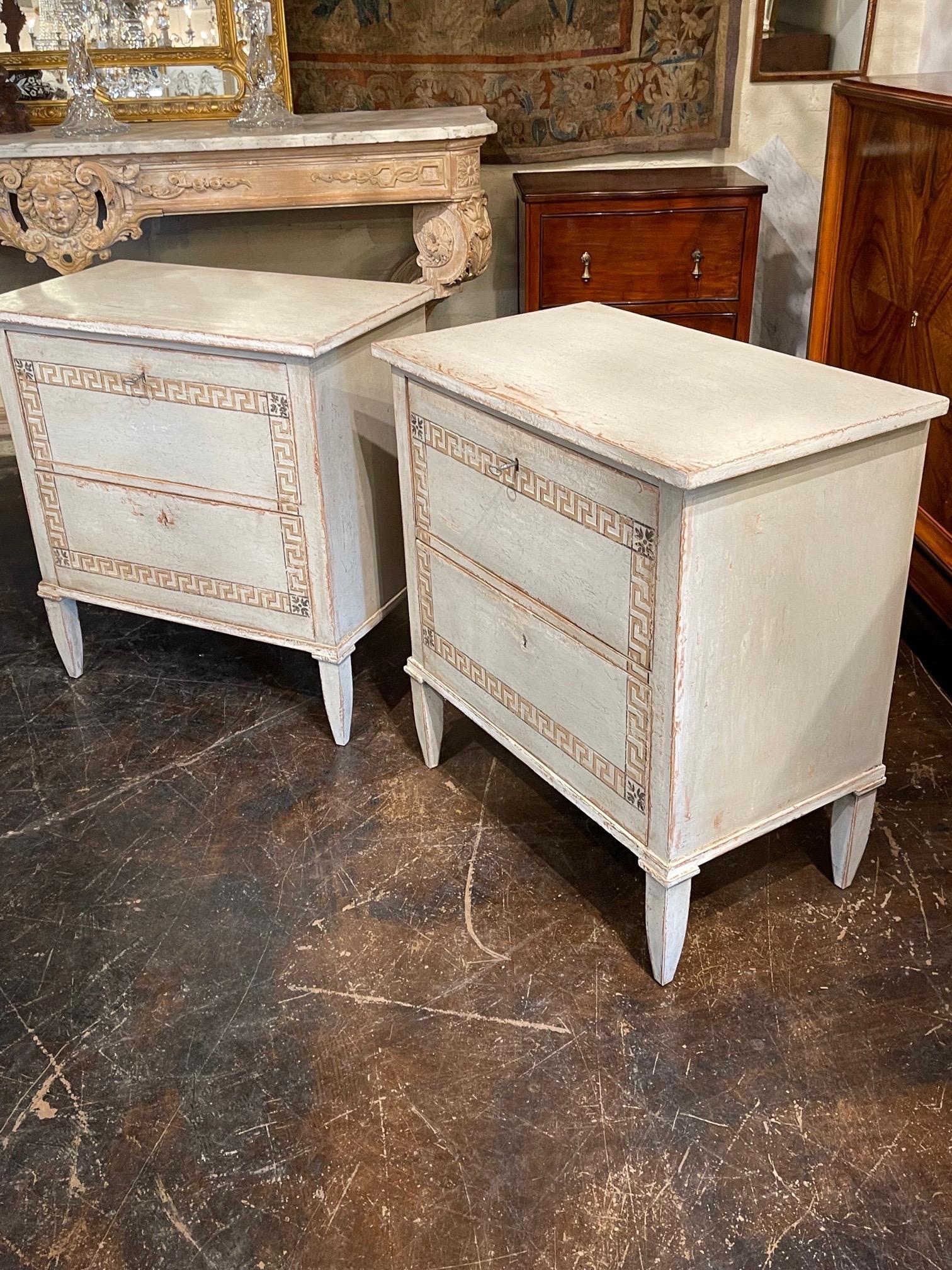 Pair of French Neo-Classical Bed Side Chests with Greek Key Design In Good Condition In Dallas, TX