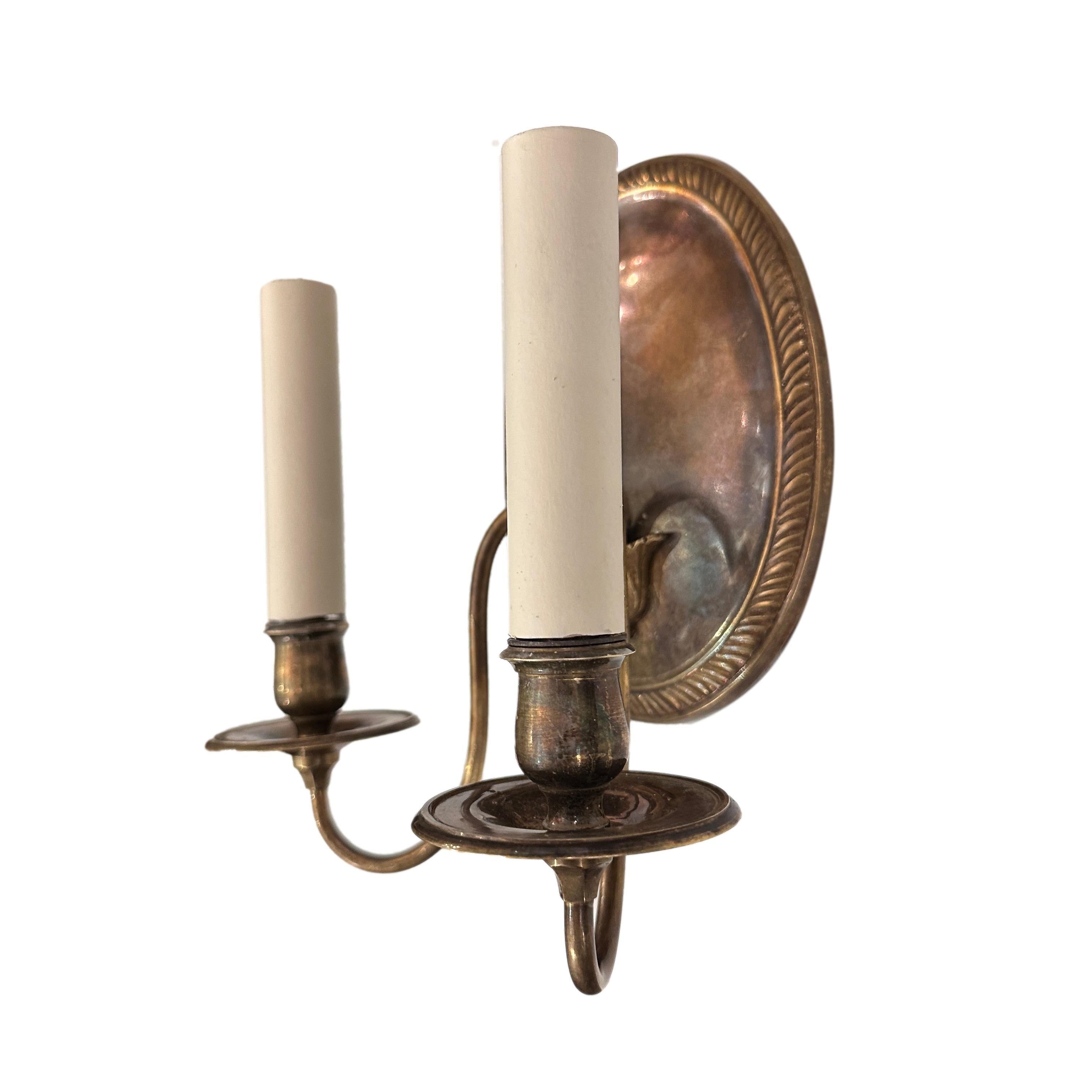 Pair of French Neoclassic Sconces en venta 1