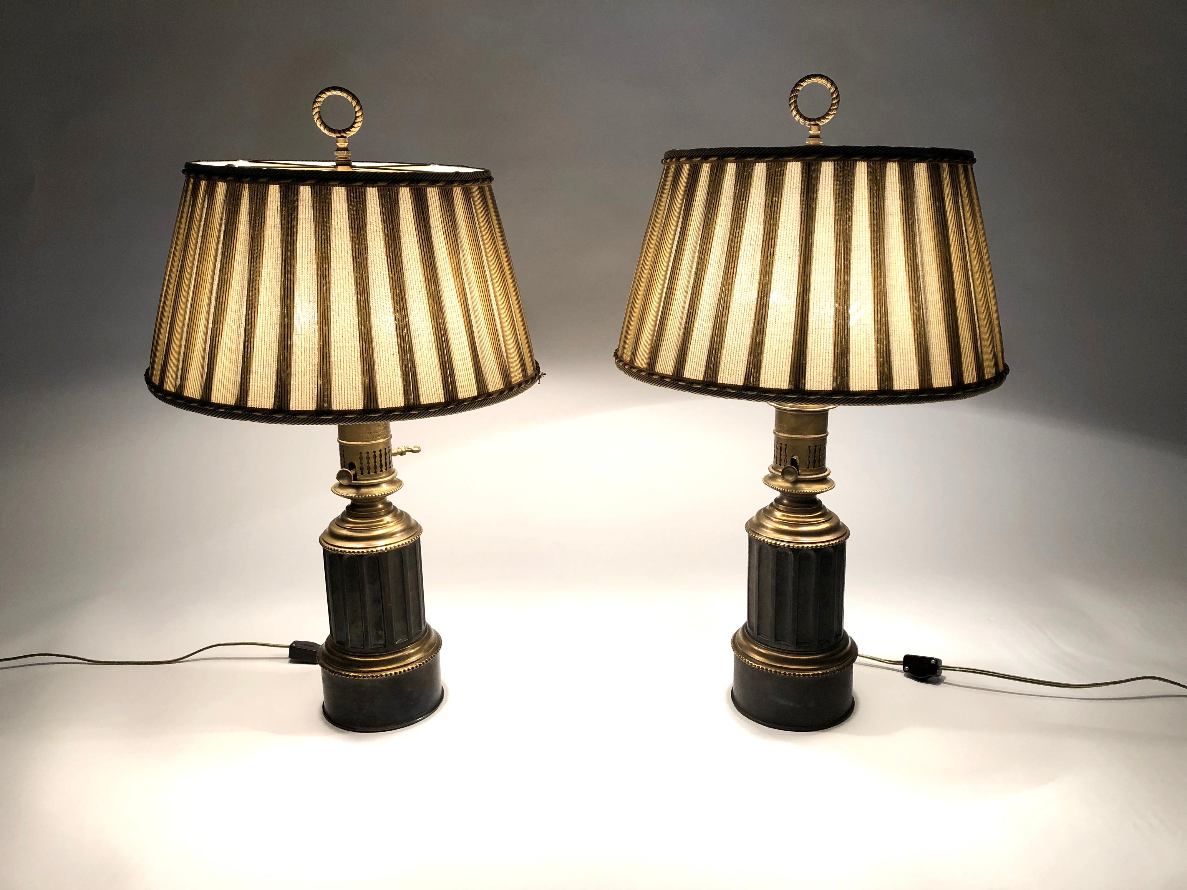 Pair of French Neoclassical Brass and Steel Lamps by Neuberger, Paris 3