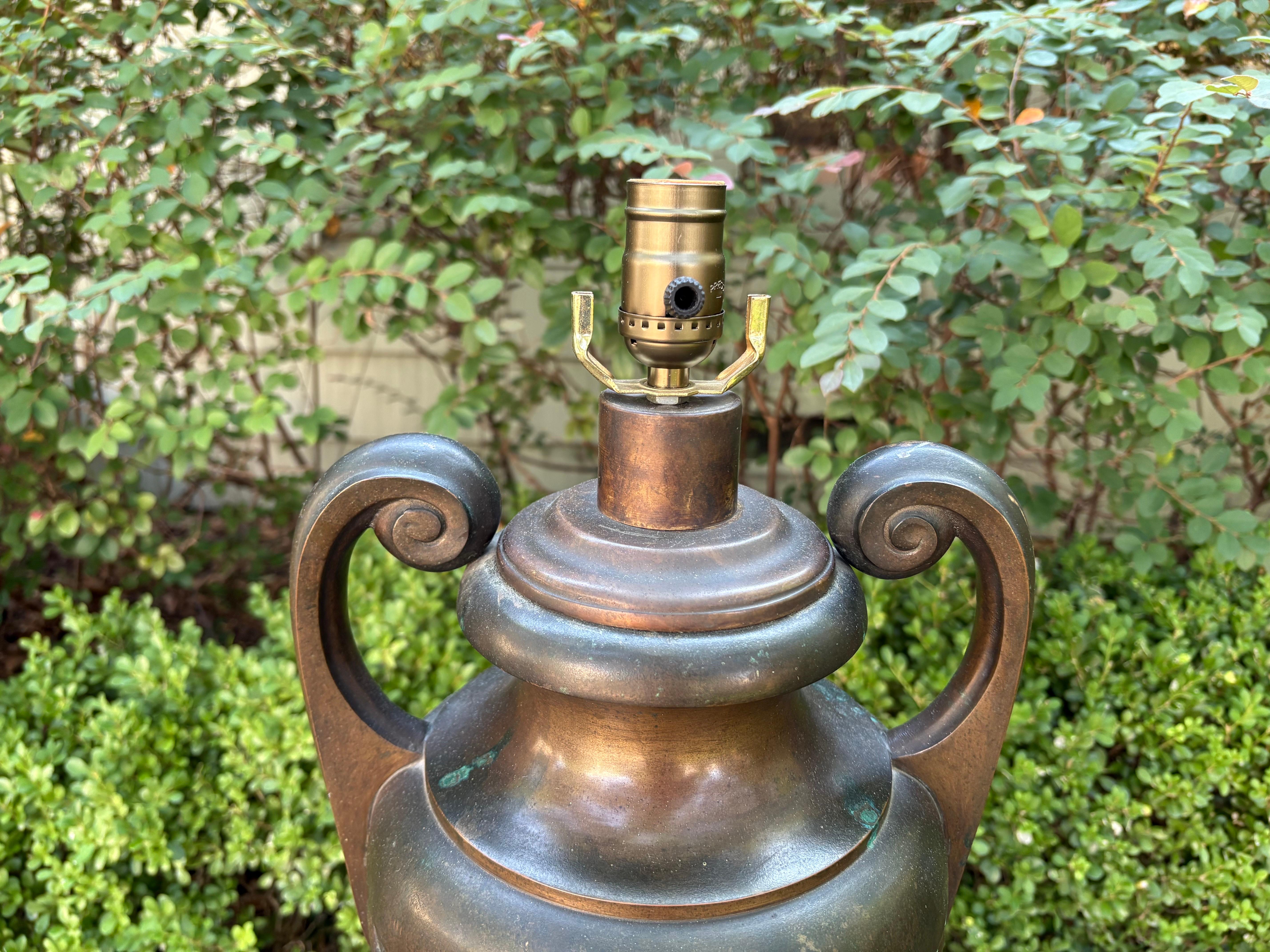 Pair Of French Neoclassical Style Bronze Lamps For Sale 3