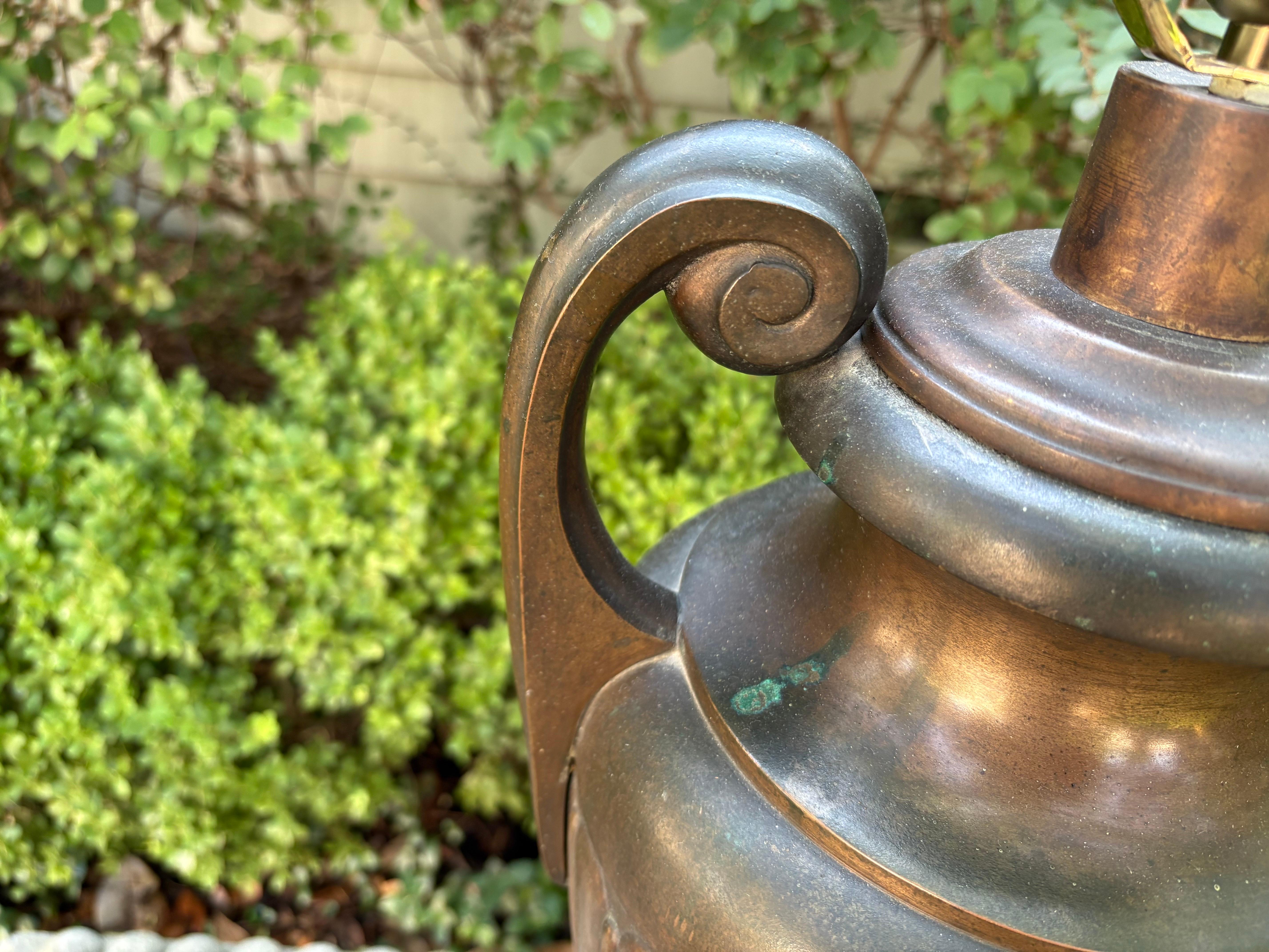 Pair Of French Neoclassical Style Bronze Lamps For Sale 4