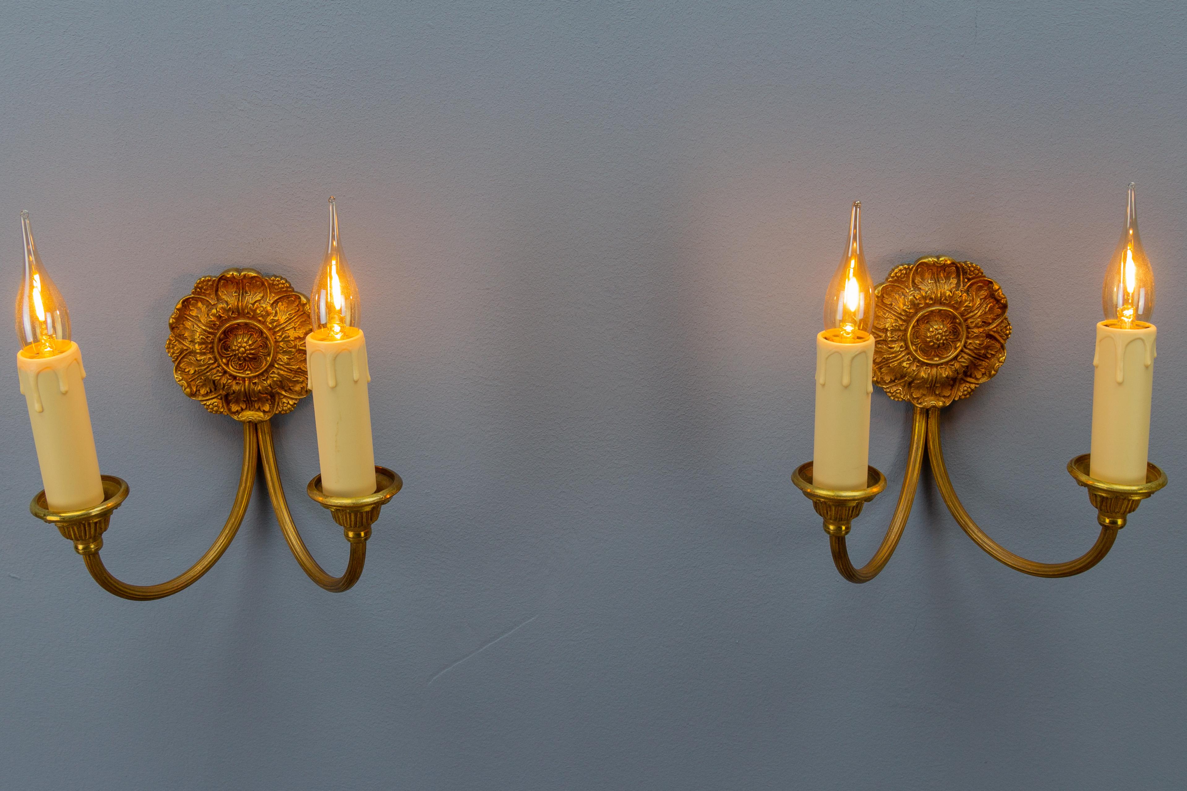 Pair of French Neoclassical Style Bronze Twin Arm Sconces, ca 1920 In Good Condition For Sale In Barntrup, DE