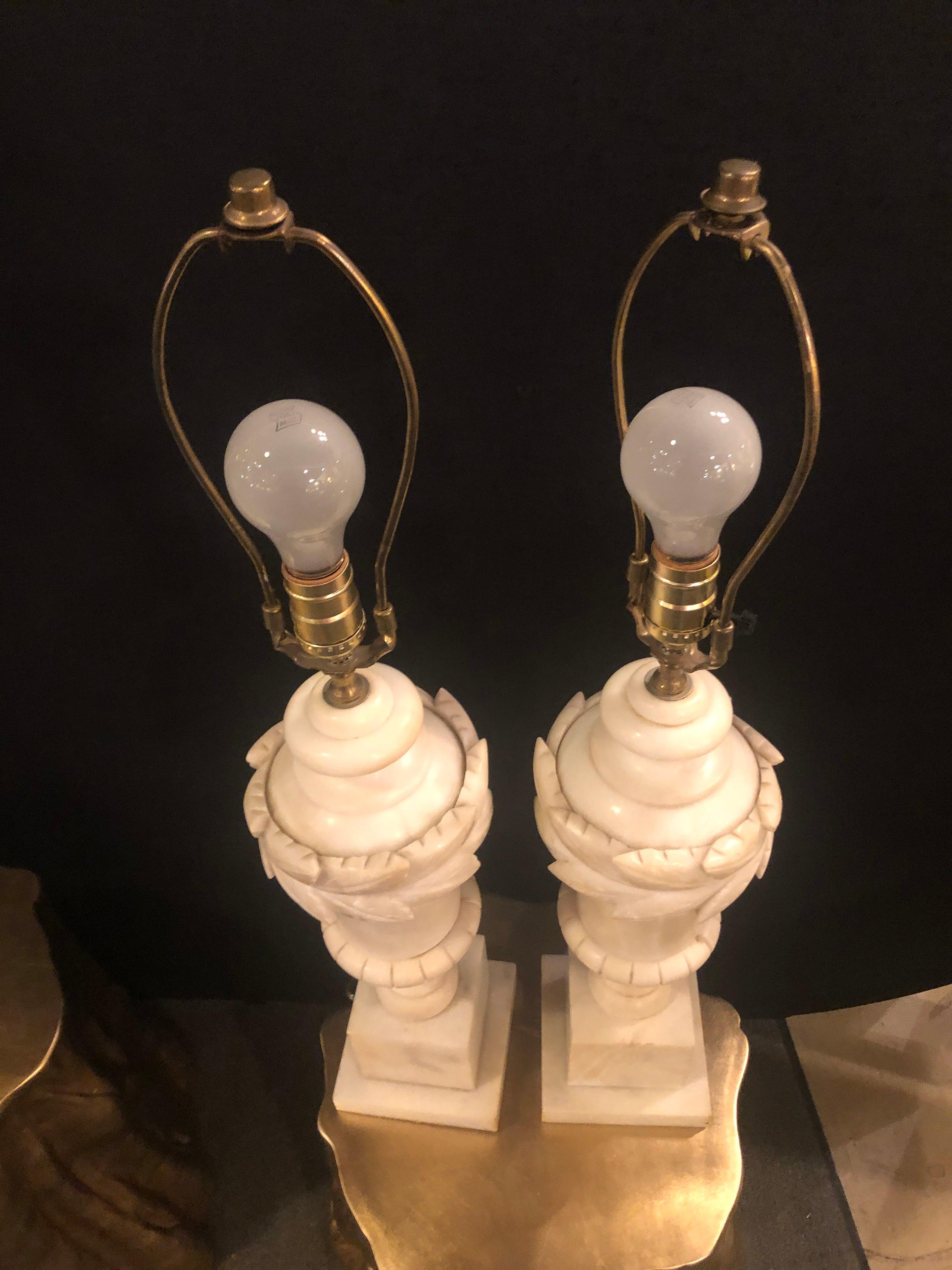 Pair of French Neoclassical Style Off-White Alabaster Urn Shaped Table Lamps 3
