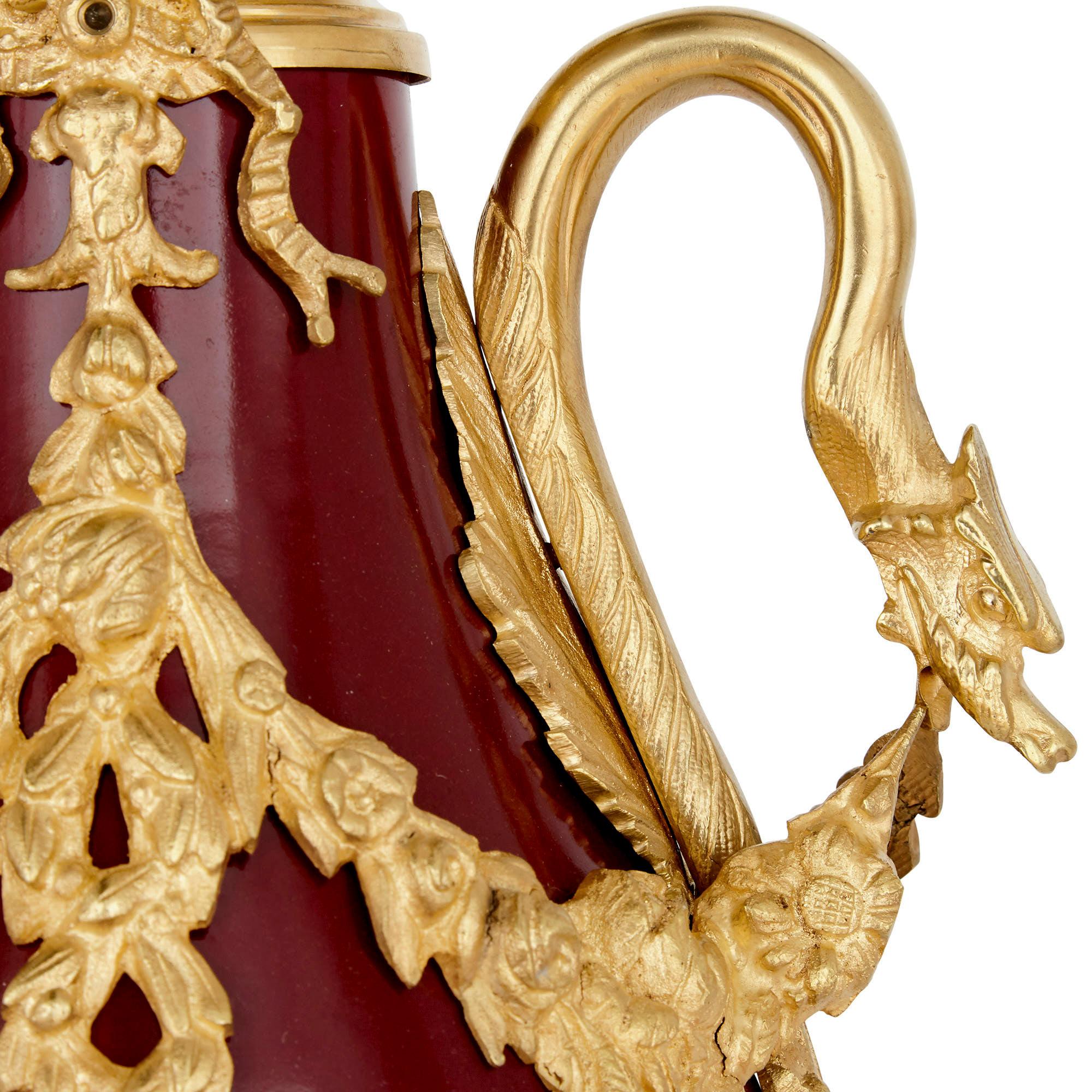 Empire Pair of French Neoclassical Style Red Tôle and Gilt Bronze Vases For Sale
