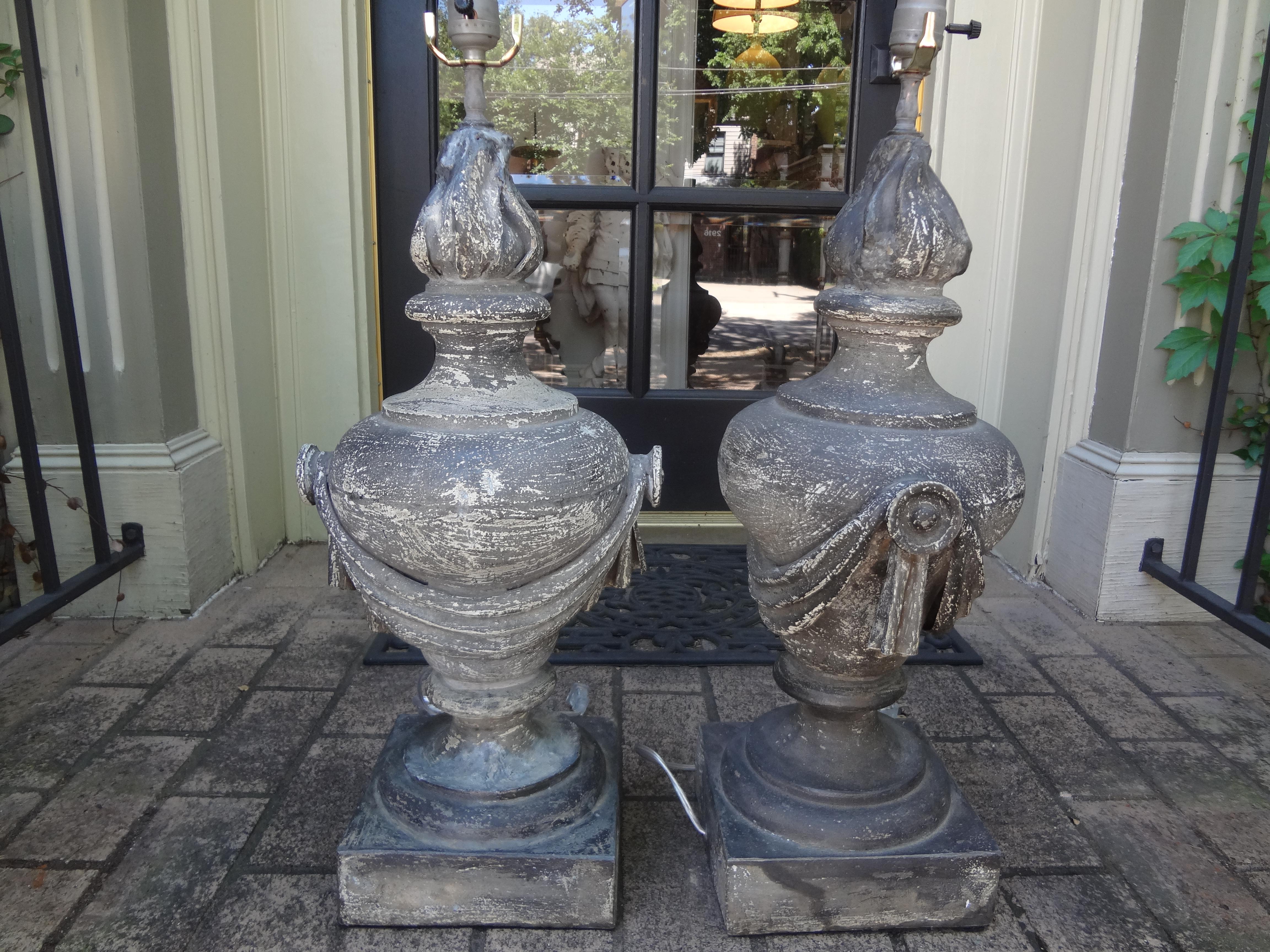Pair of French Neoclassical Style Zinc Lamps For Sale 7