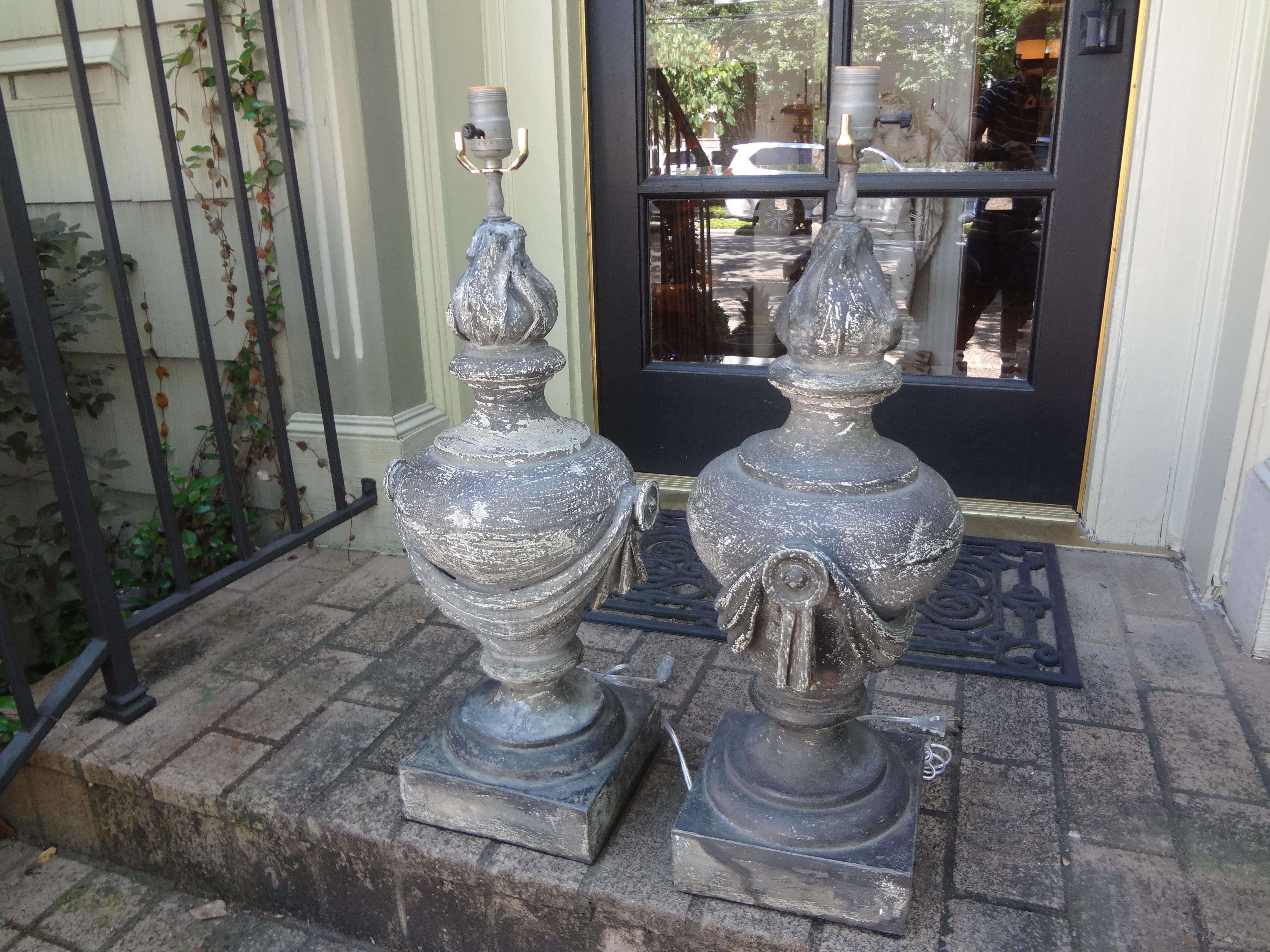 European Pair of French Neoclassical Style Zinc Lamps For Sale
