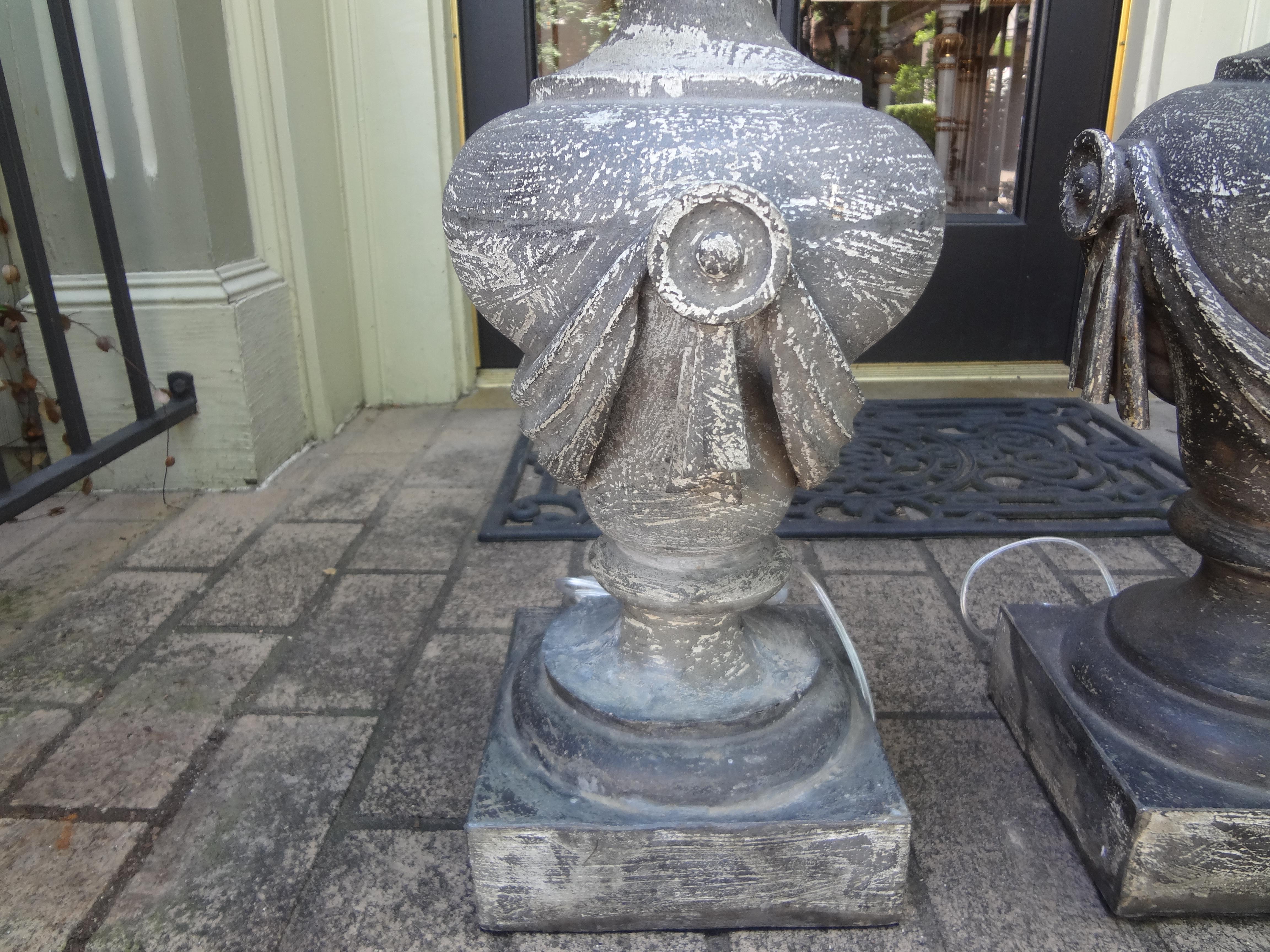 Pair of French Neoclassical Style Zinc Lamps In Good Condition For Sale In Houston, TX
