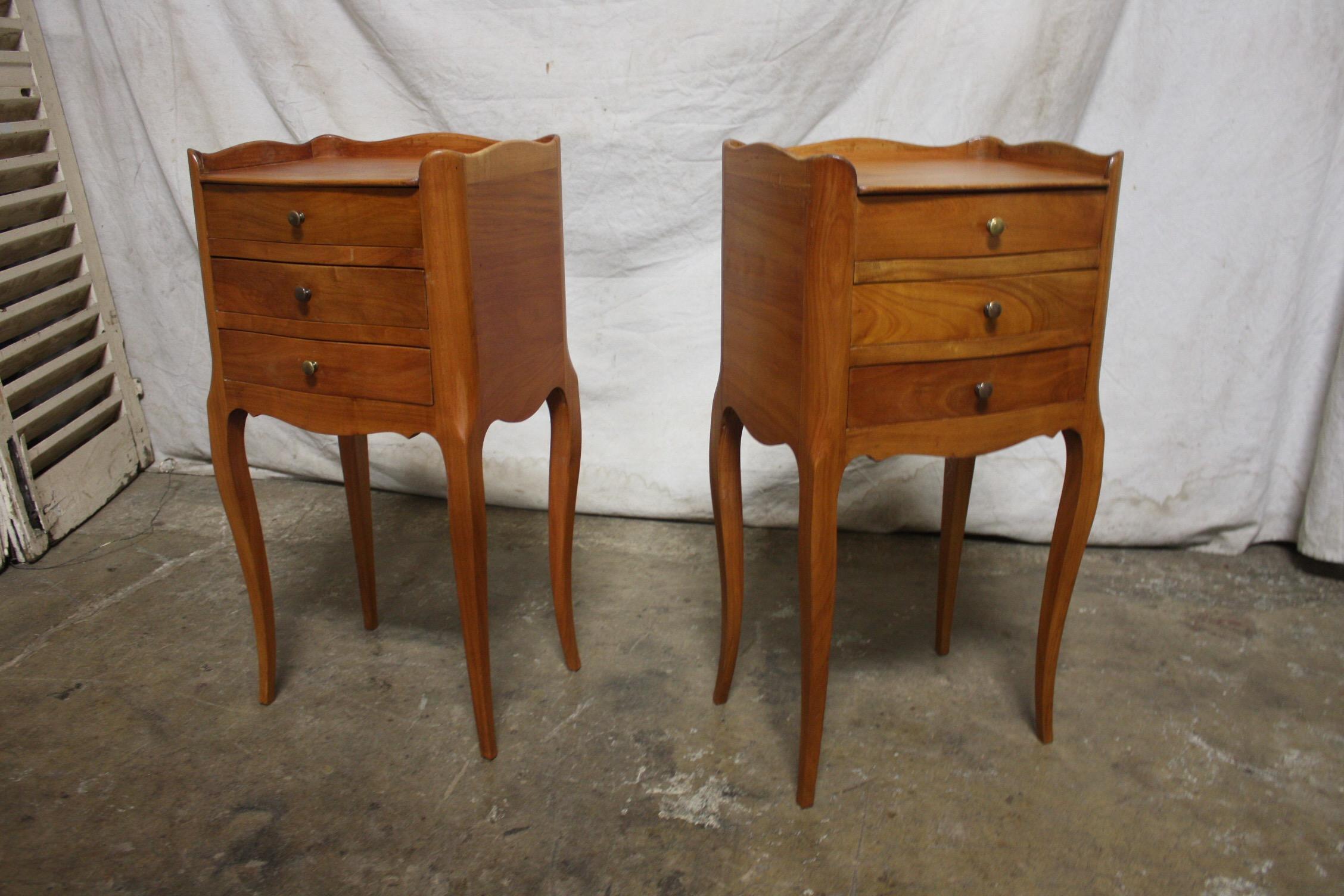 Pair of French Night Stands 4