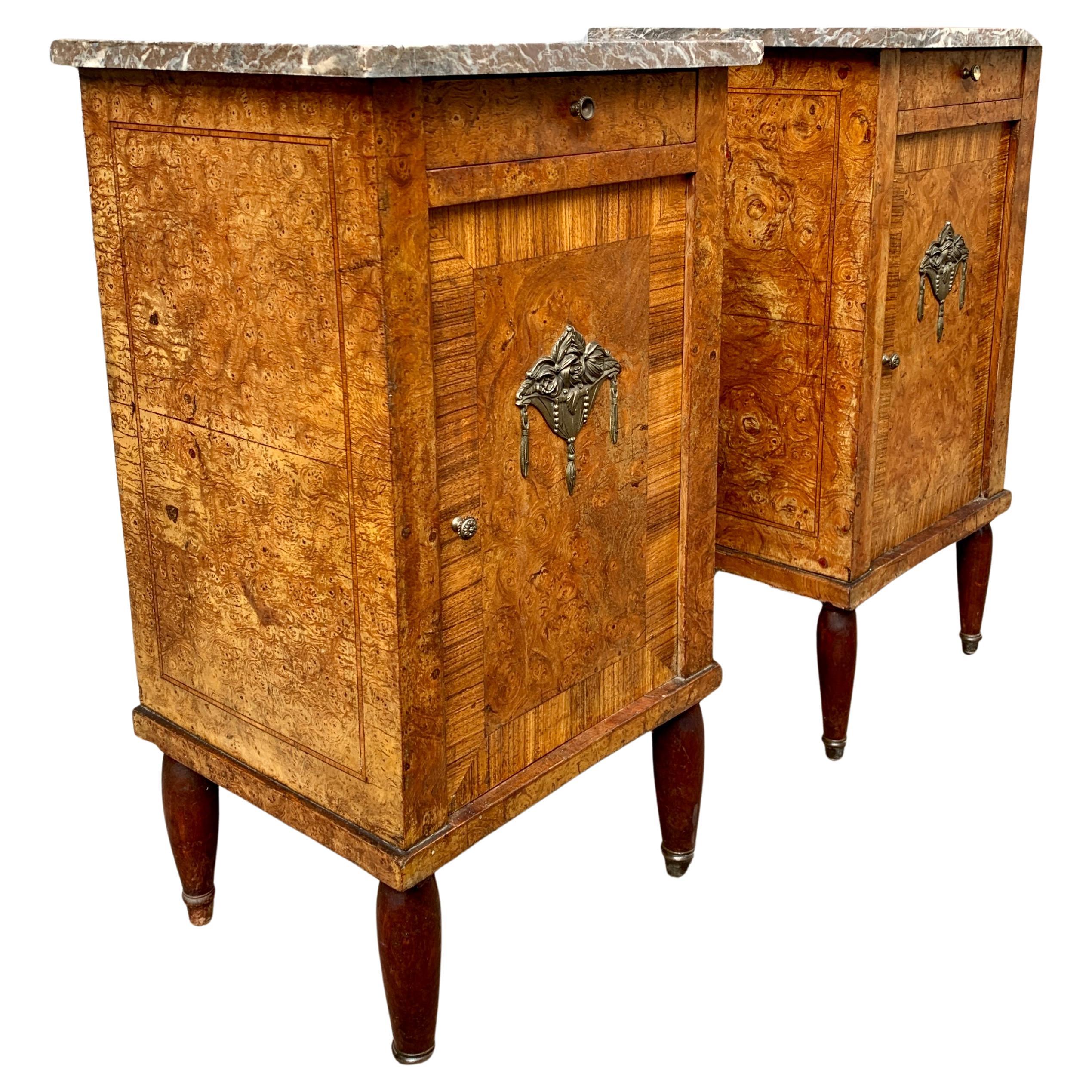 Pair of French Nightstands in Walnut Root In Good Condition In Haddonfield, NJ
