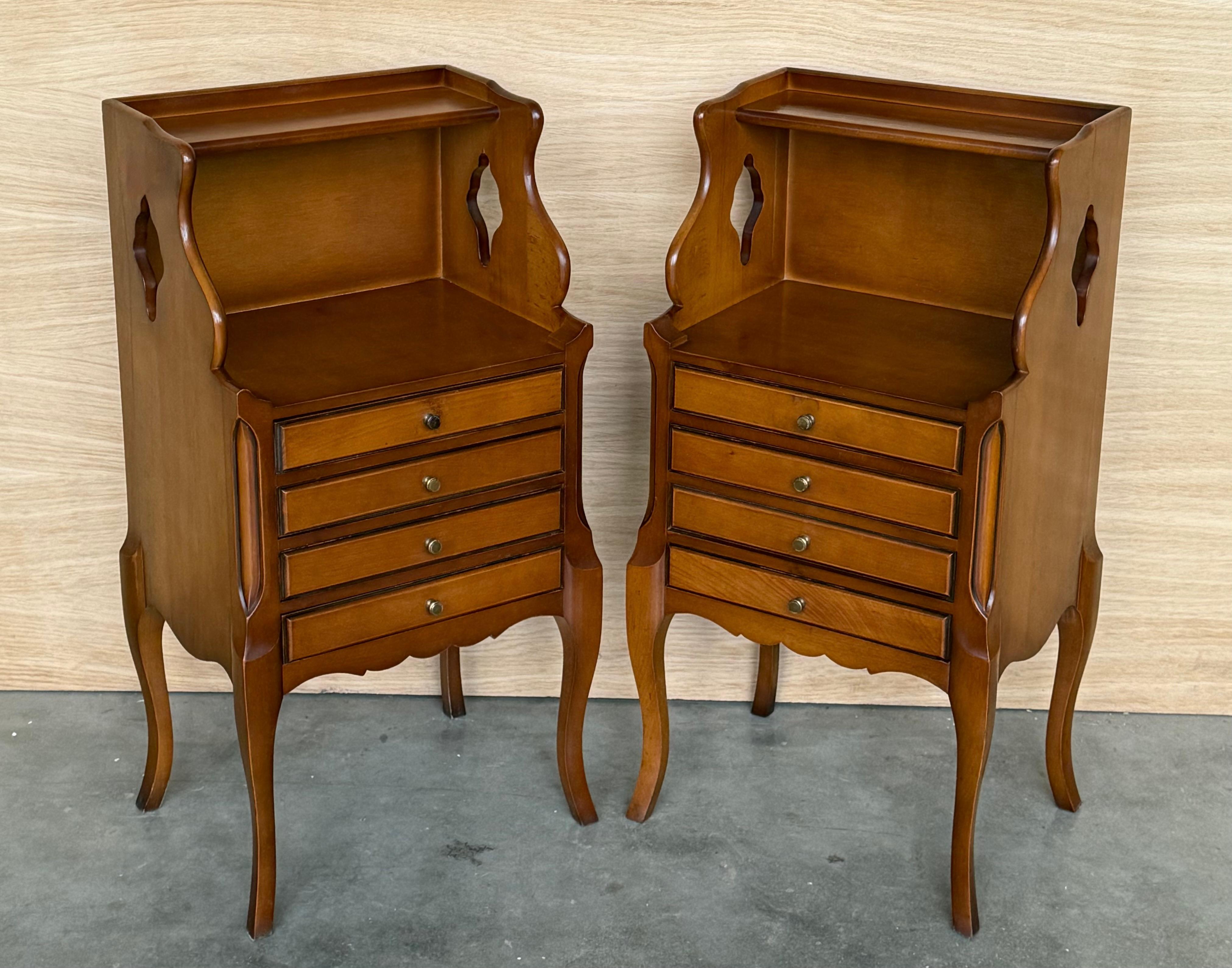 20ième siècle Pair of French nightstands with High Shelve and Four Low Drawers en vente