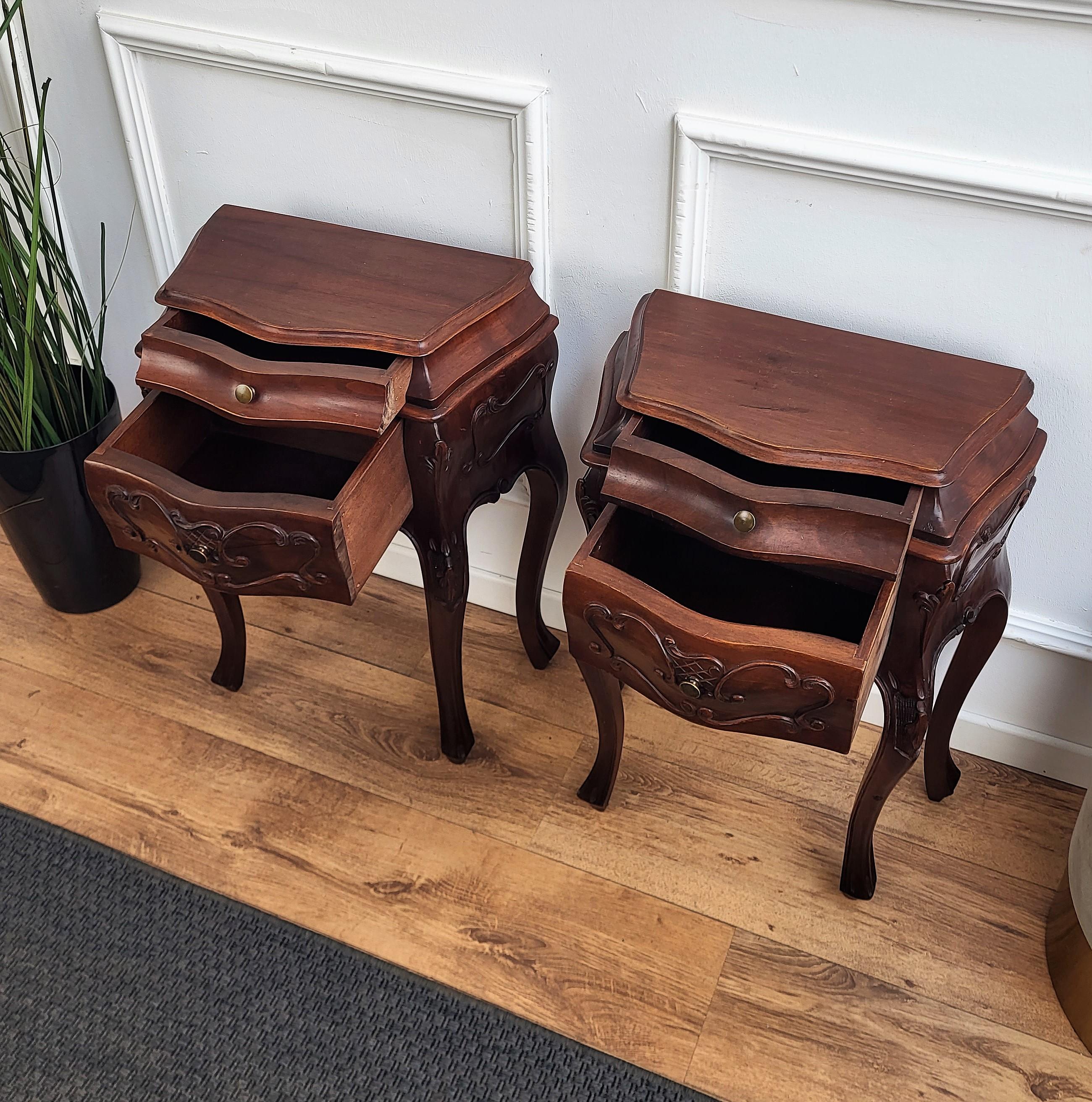 20th Century Pair of French Nightstands with Two Drawers and Carbriole Legs For Sale